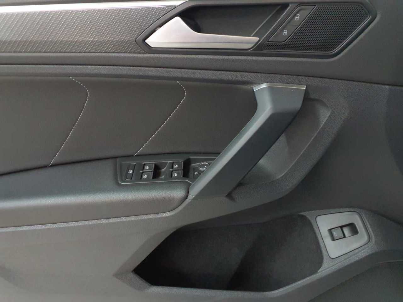 Vw Tiguan 1.5 TSI OPF DSG R-Line 19