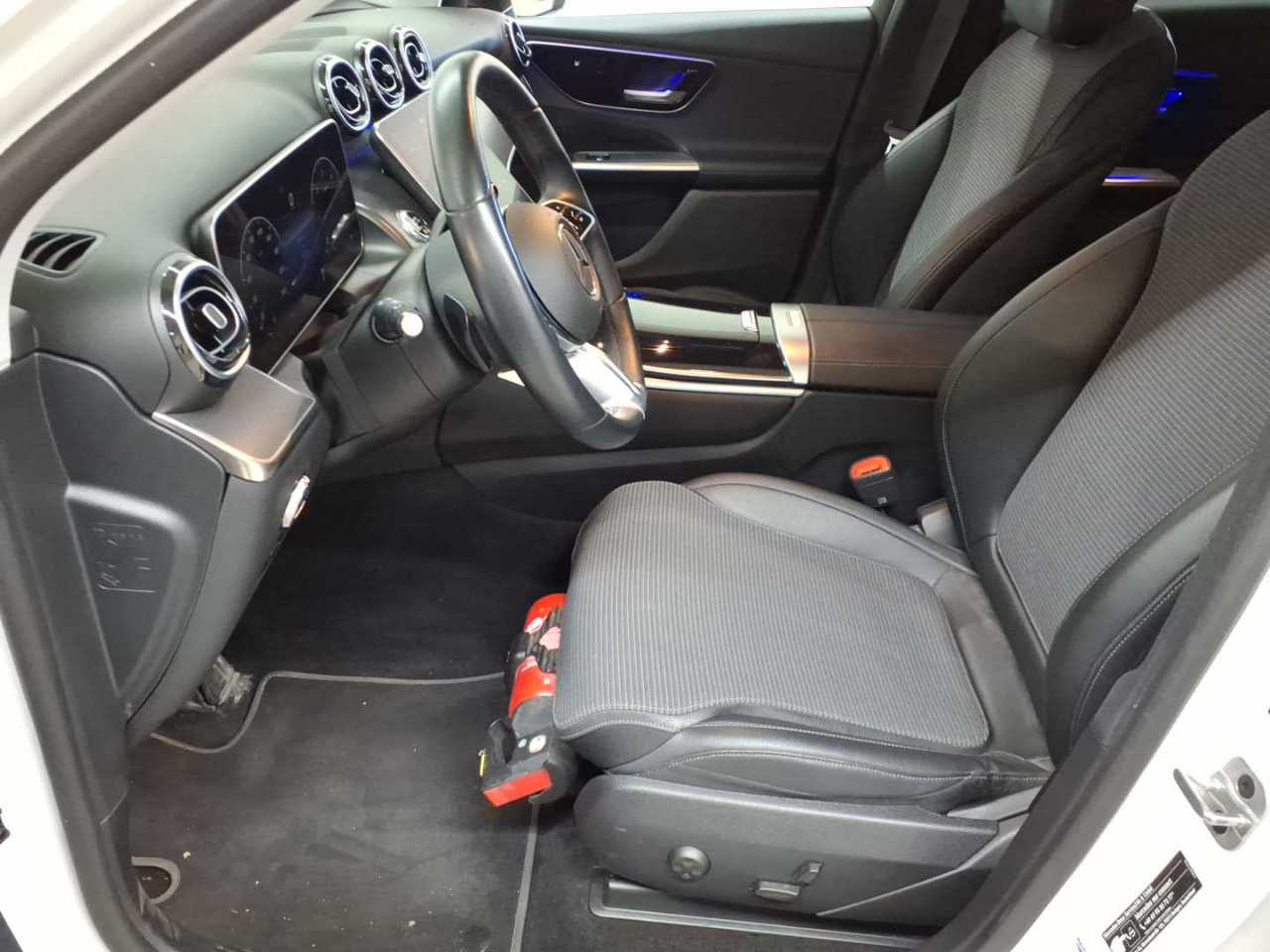 Mercedes-Benz GLC 220 d 4Matic 9G-TRONIC Avantgarde Advanced 3