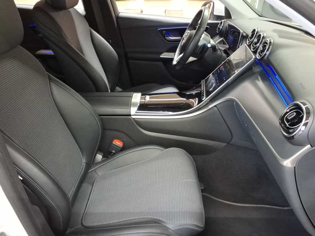 Mercedes-Benz GLC 220 d 4Matic 9G-TRONIC Avantgarde Advanced 11