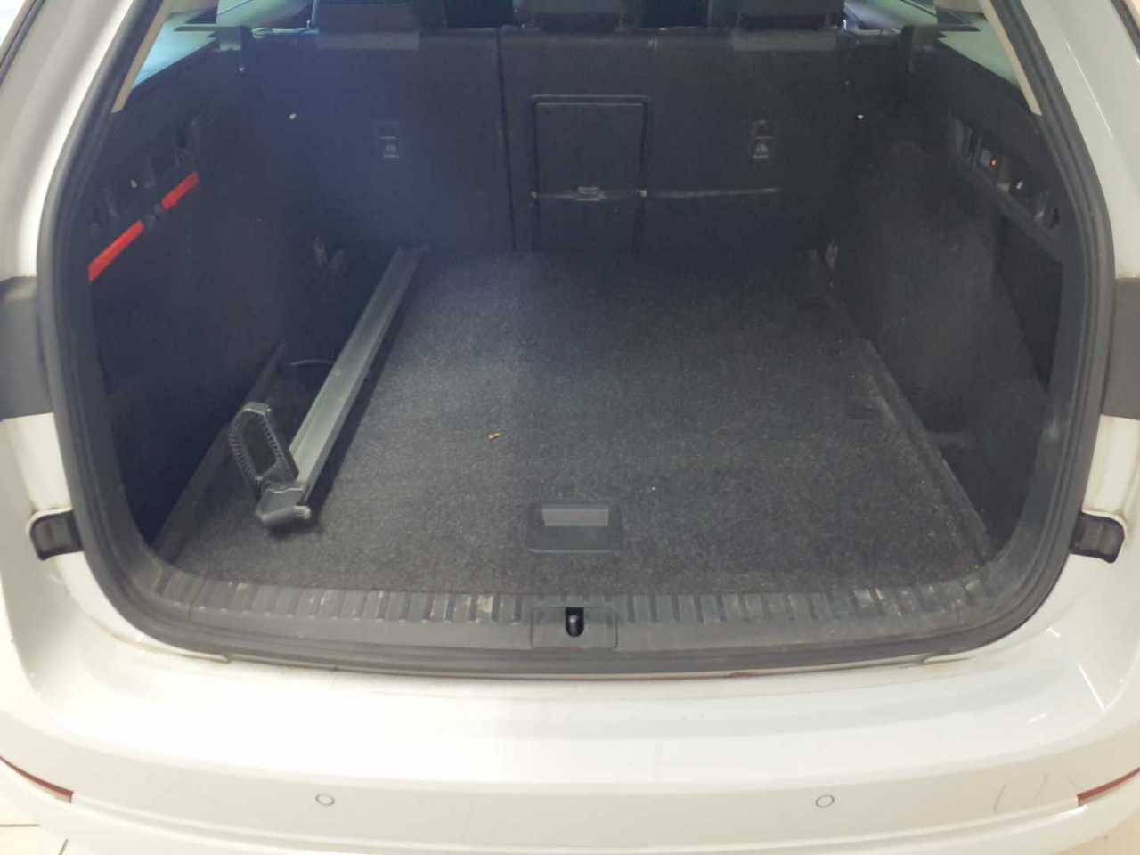 Skoda Octavia Combi 2.0 TDI DSG Clever 15