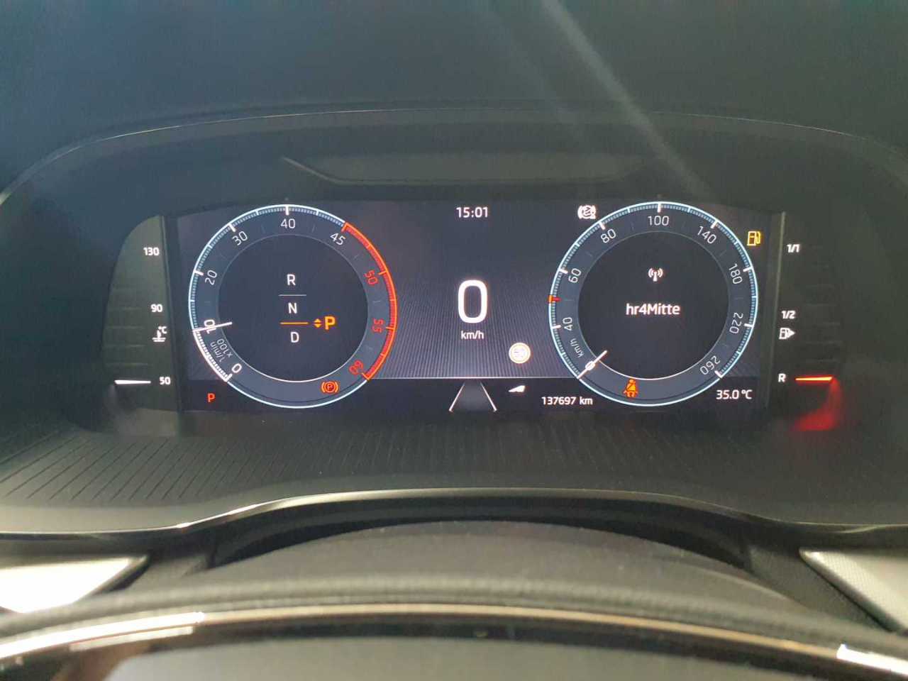 Skoda Octavia Combi 2.0 TDI DSG Clever 11