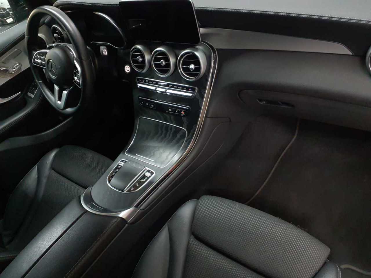 Mercedes-Benz GLC 200 4Matic 9G-TRONIC Exclusive 9