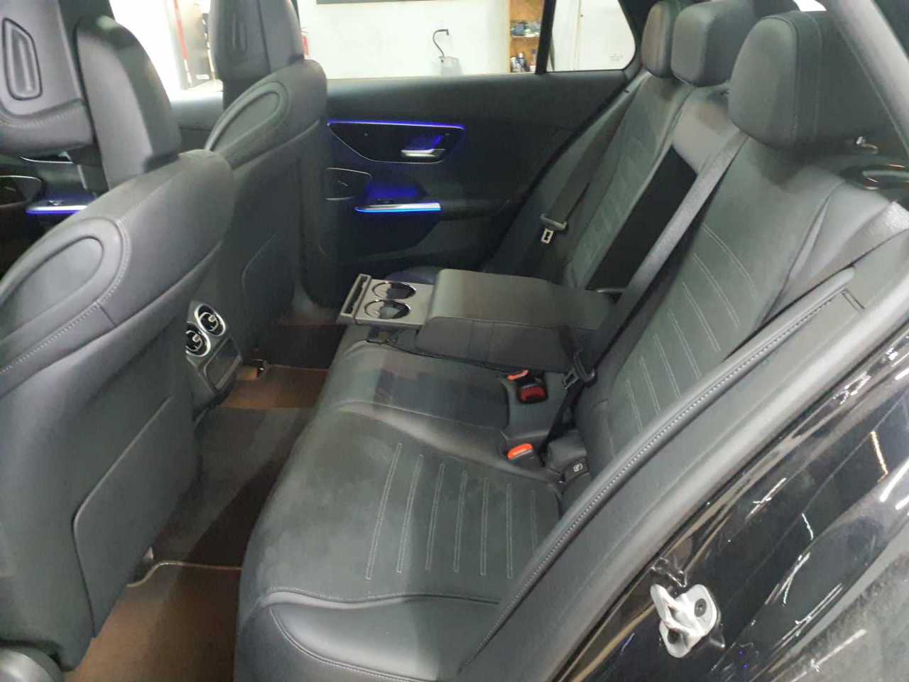 Mercedes-Benz C 220 d 4Matic T 9G-TRONIC AMG Line 14