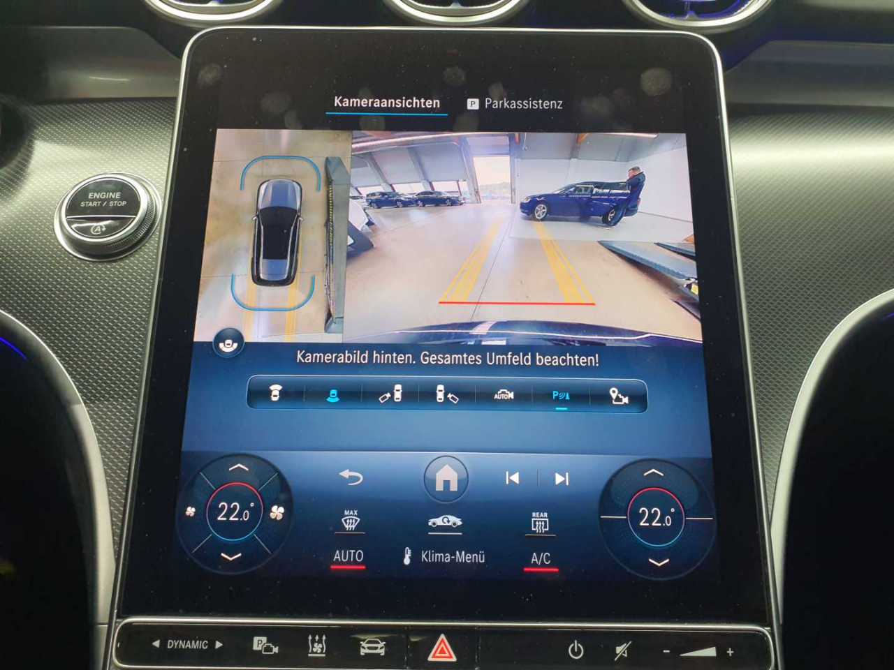 Mercedes-Benz C 220 d 4Matic T 9G-TRONIC AMG Line 17