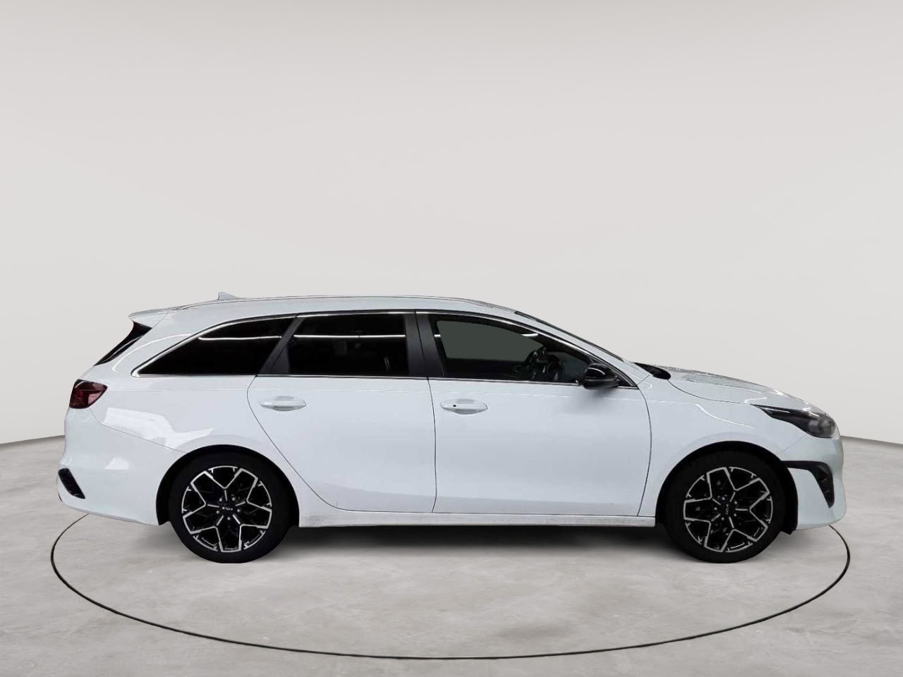 Kia Ceed SW 1.6 CRDi (48V Mild-Hybrid) DCT7 GT Line 3
