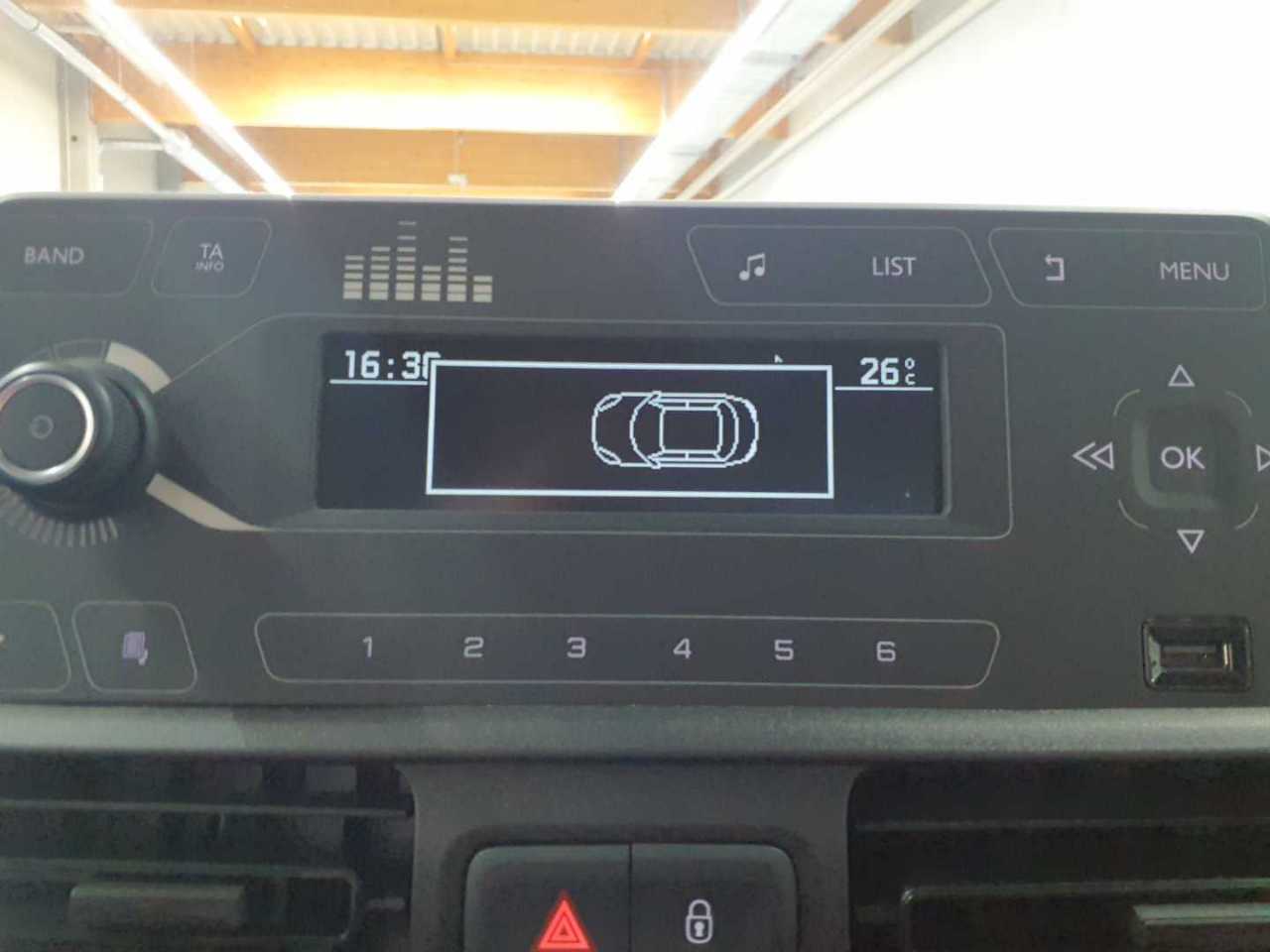 Opel Combo Cargo 1.2 DIT Edition 16
