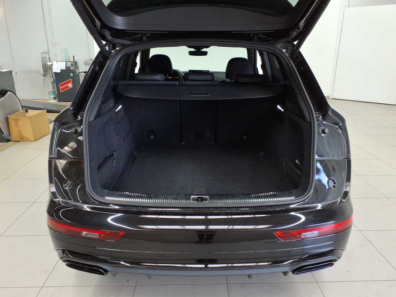 Audi Q5 40 TDI quattro S tronic S line 15