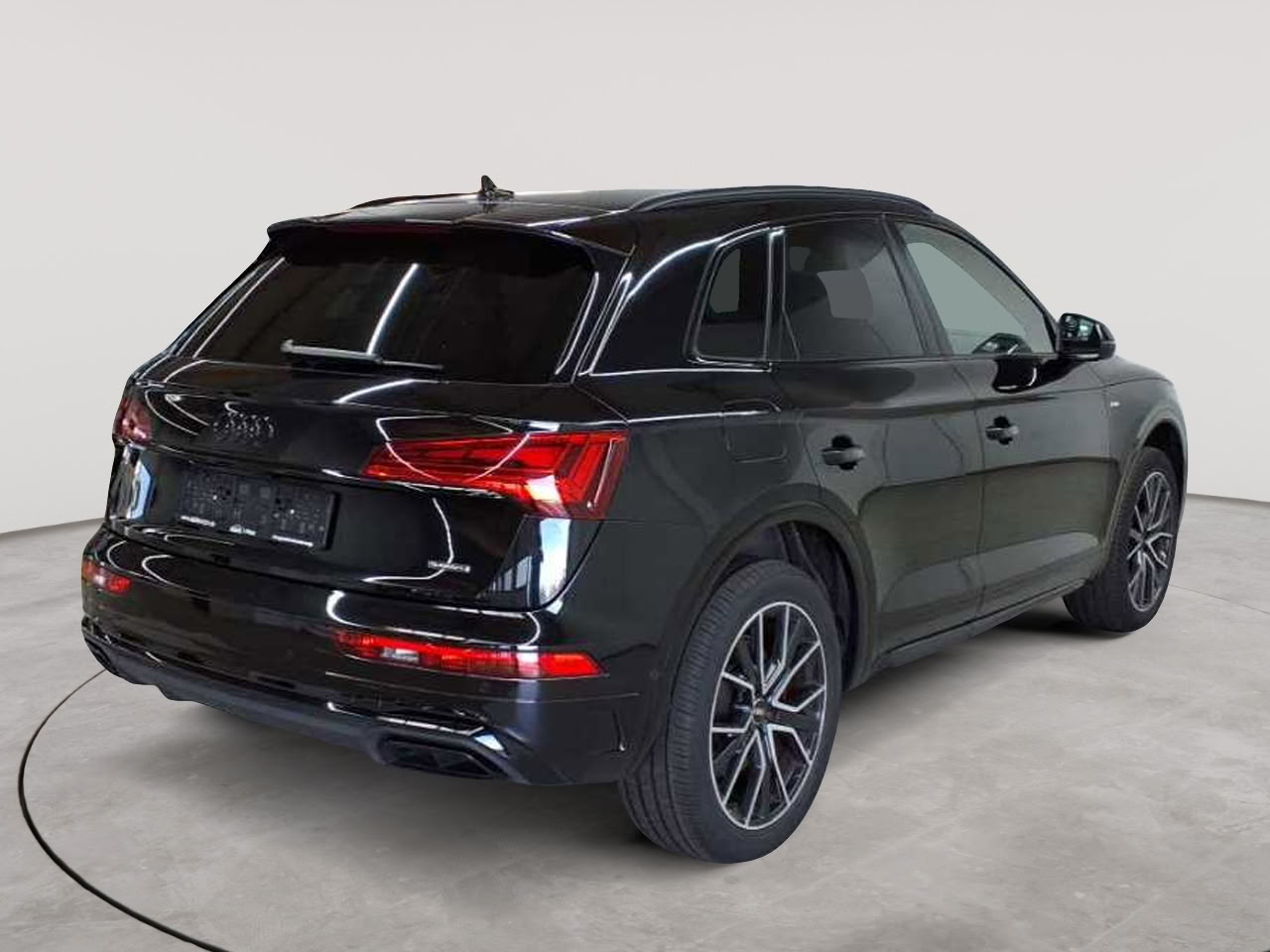 Audi Q5 40 TDI quattro S tronic S line 4