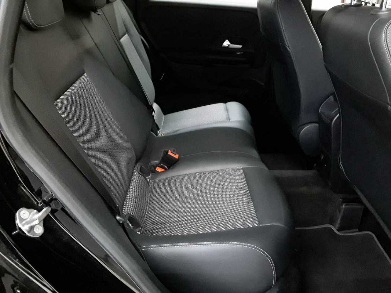 Mercedes-Benz B 180 7G-DCT 14