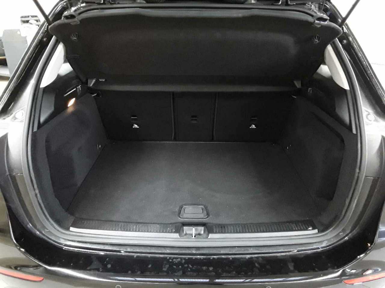 Mercedes-Benz B 180 7G-DCT 15