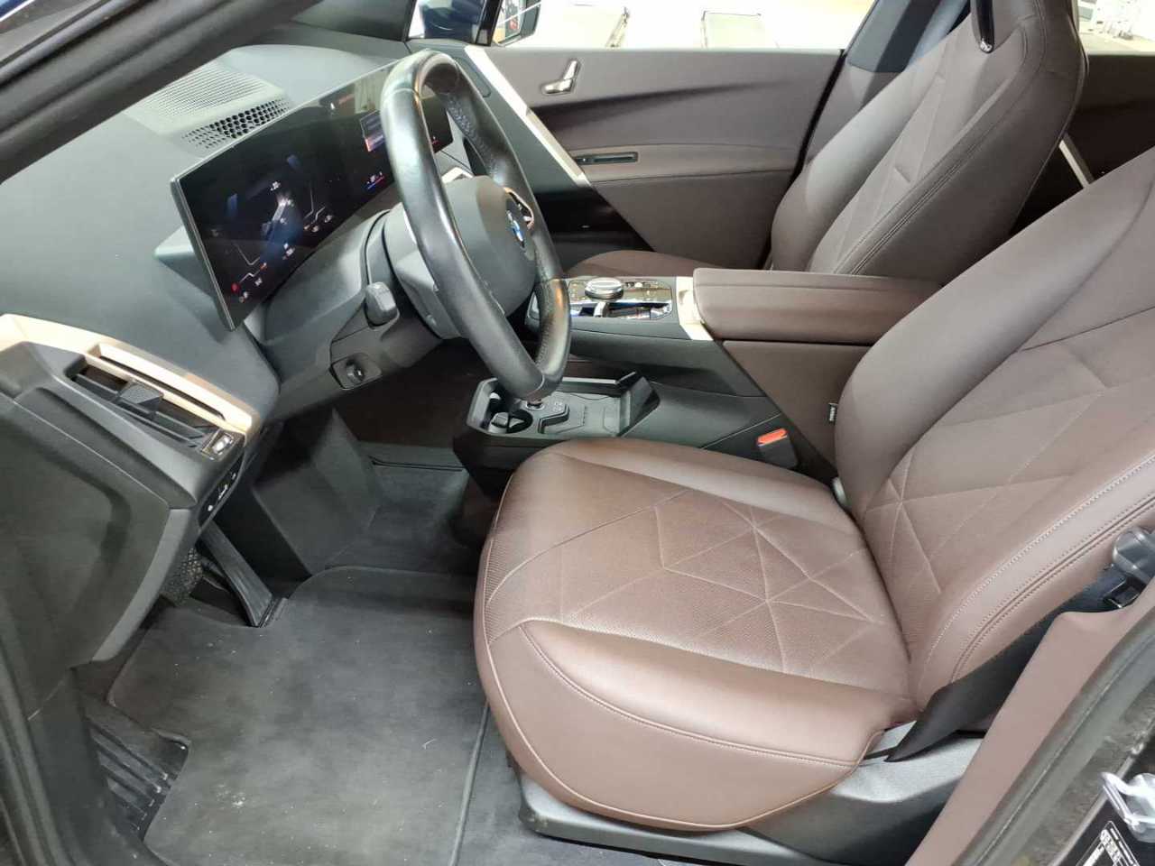 Bmw iX xDrive40 7
