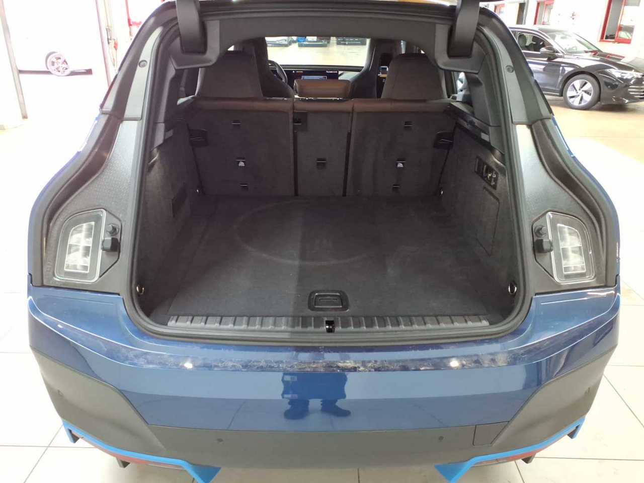 Bmw iX xDrive40 16