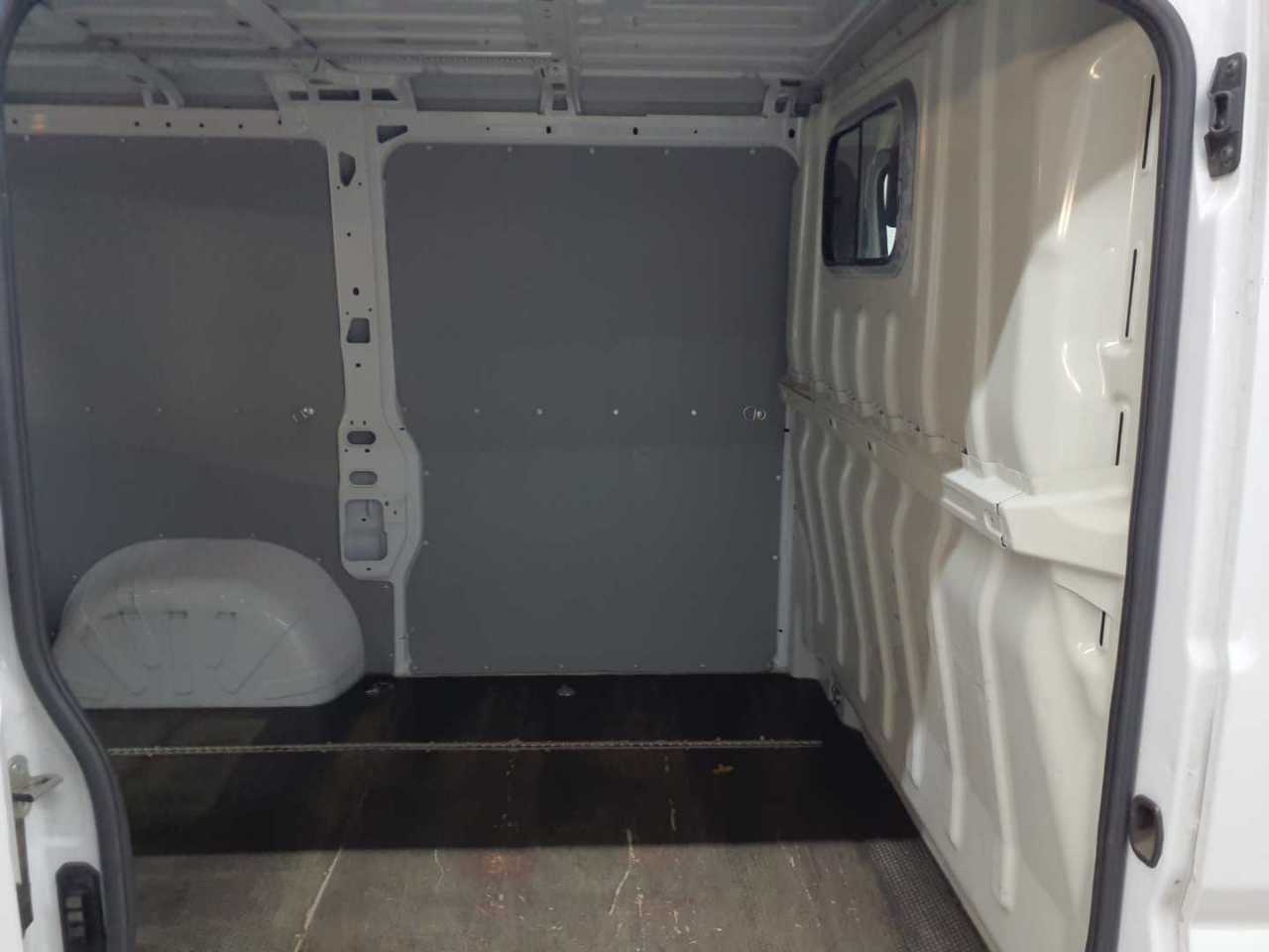 Opel Movano 2.2 D L1H1 2WD VA Edition 13