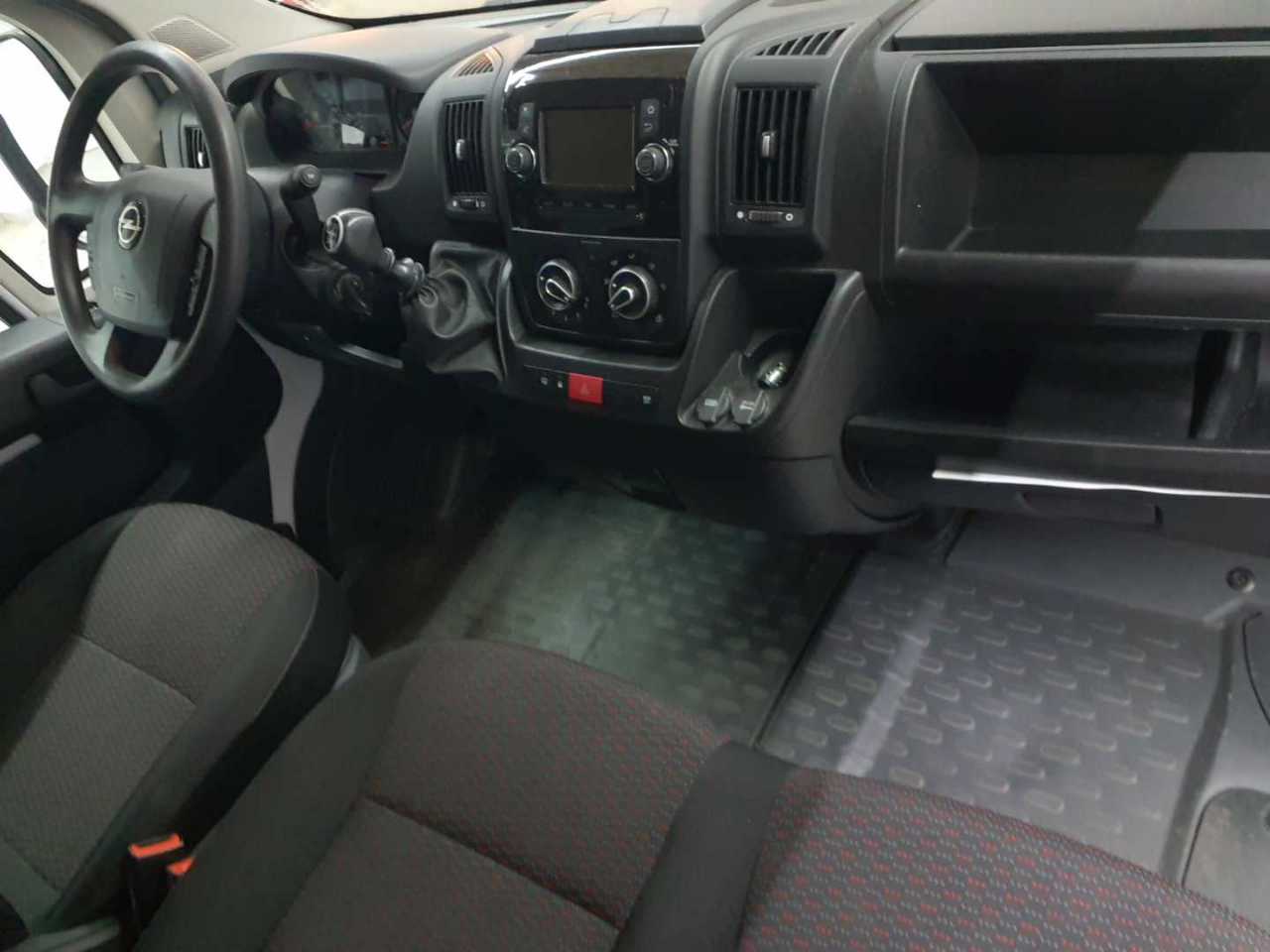 Opel Movano 2.2 D L1H1 2WD VA Edition 9