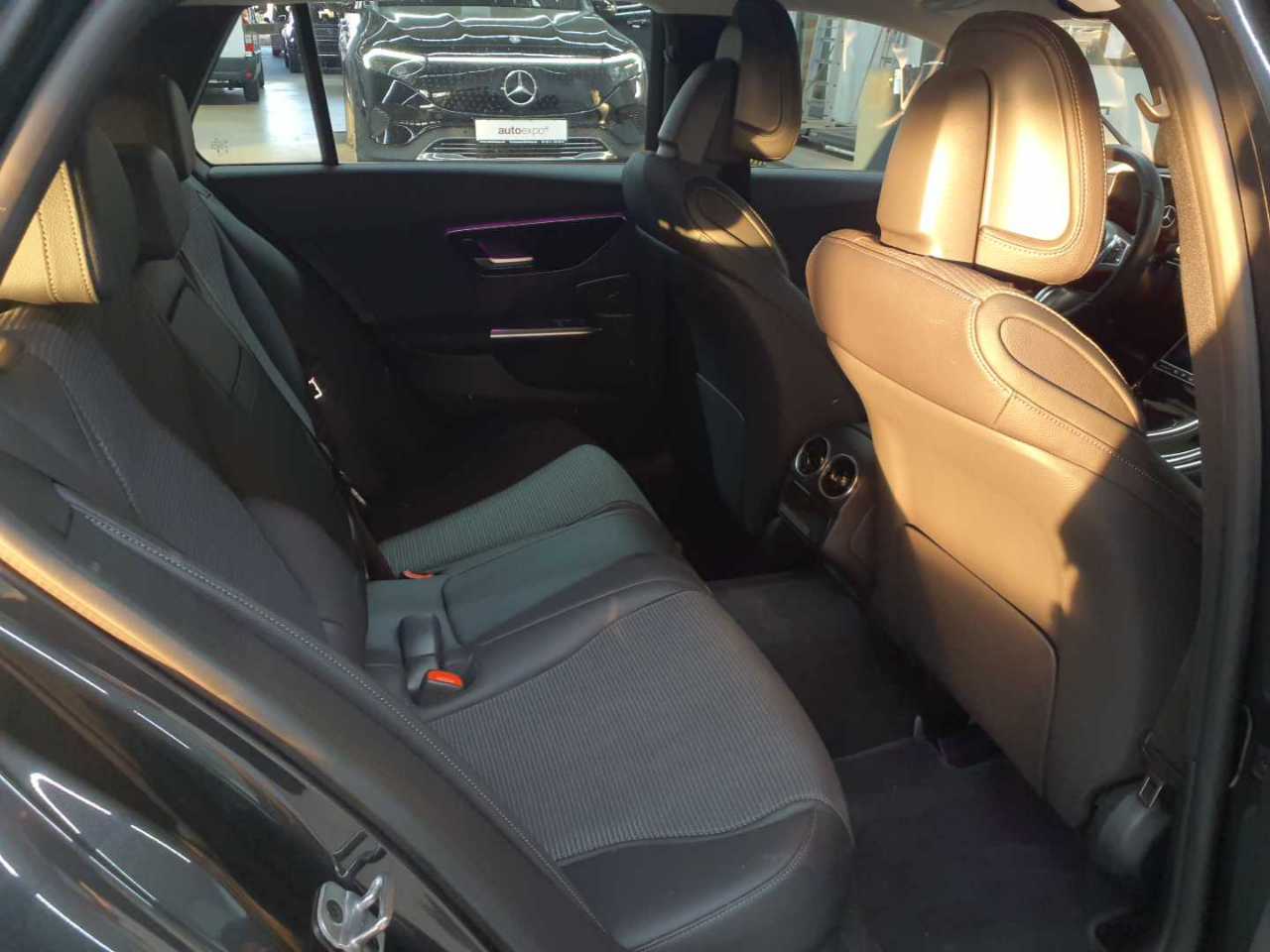 Mercedes-Benz C 300 e T 9G-TRONIC Avantgarde 14