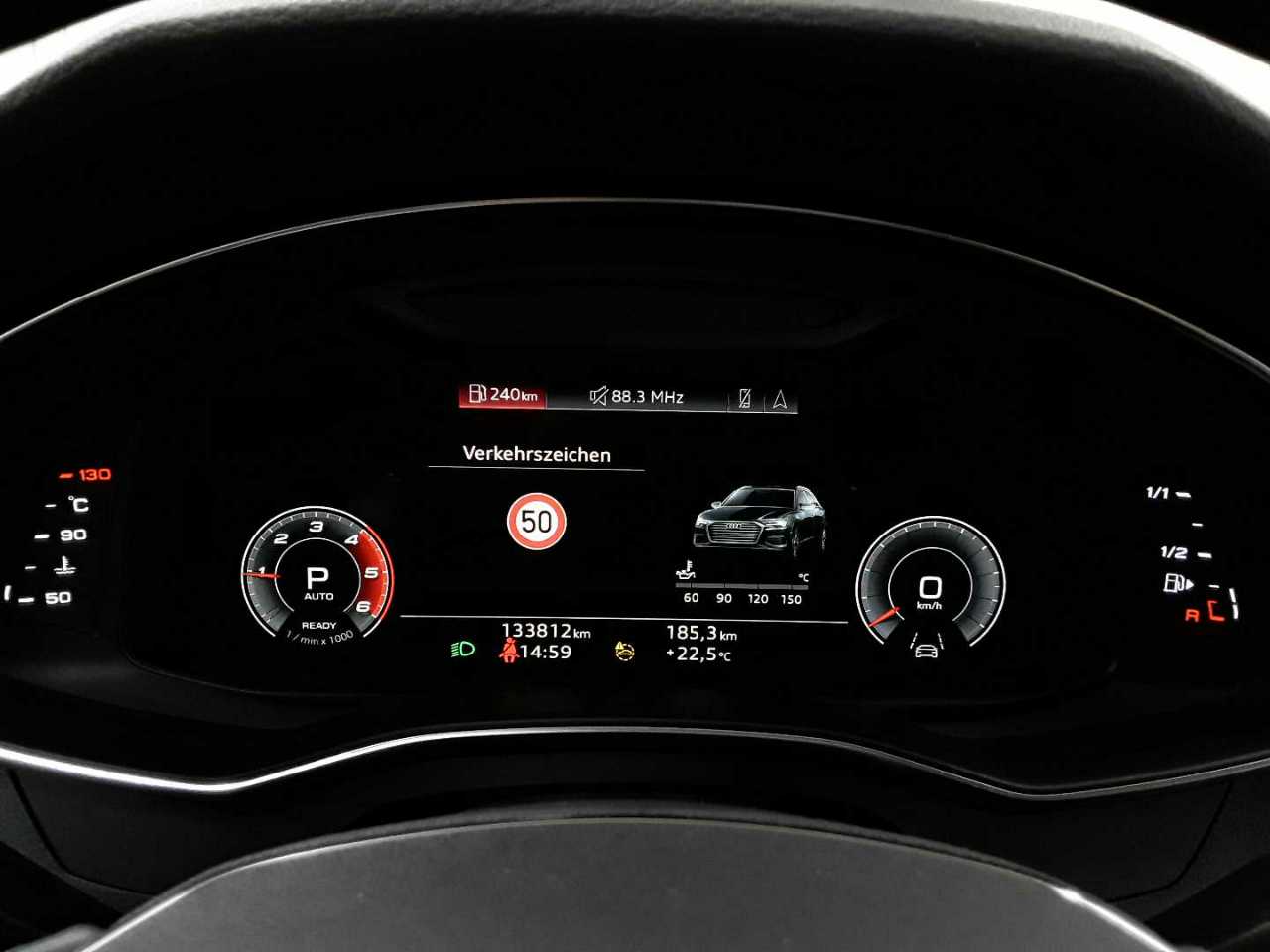 Audi A6 Avant 45 TDI quattro S tronic 11