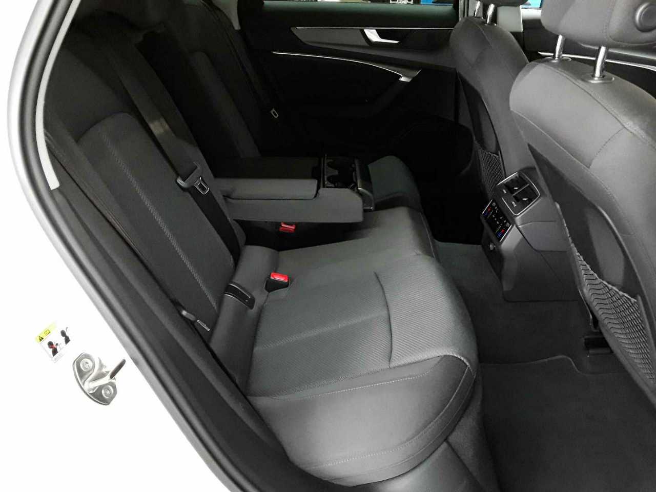 Audi A6 Avant 45 TDI quattro S tronic 14