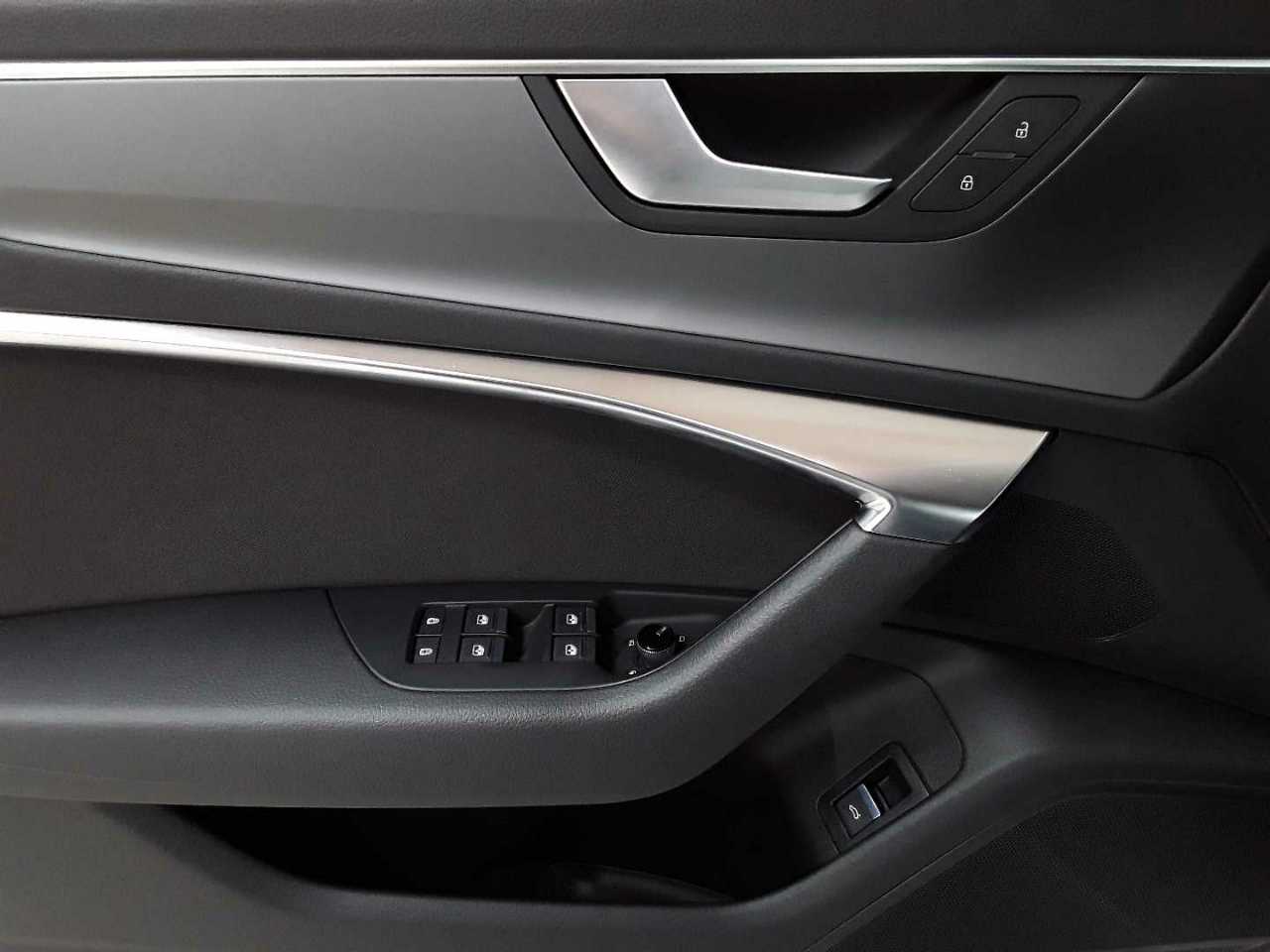 Audi A6 Avant 45 TDI quattro S tronic 17