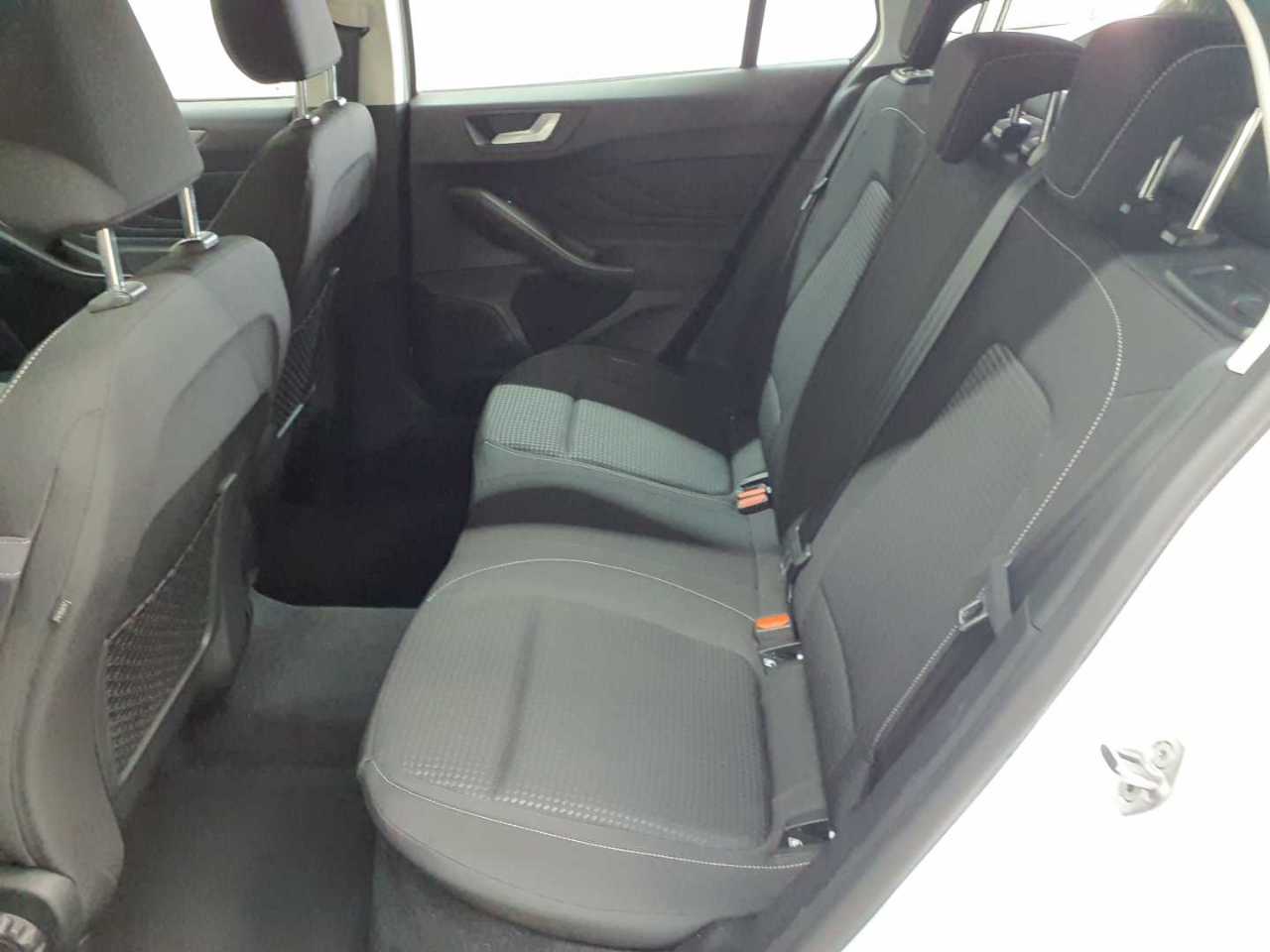 Ford Focus Turnier 1.5 EcoBlue Start-Stopp-System COOL&CONNECT 14