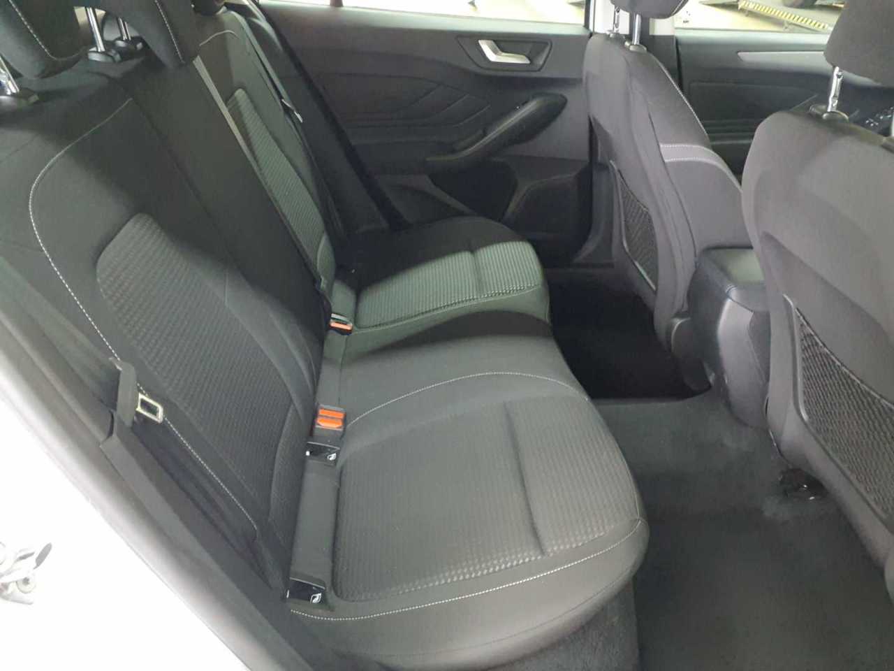 Ford Focus Turnier 1.5 EcoBlue Start-Stopp-System COOL&CONNECT 13
