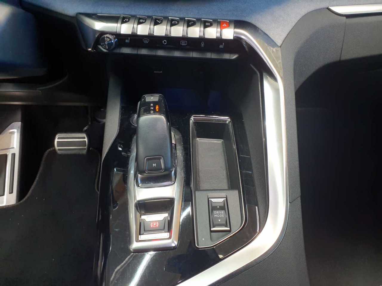 Peugeot 5008 PureTech 180 EAT8 Stop & Start GT 10