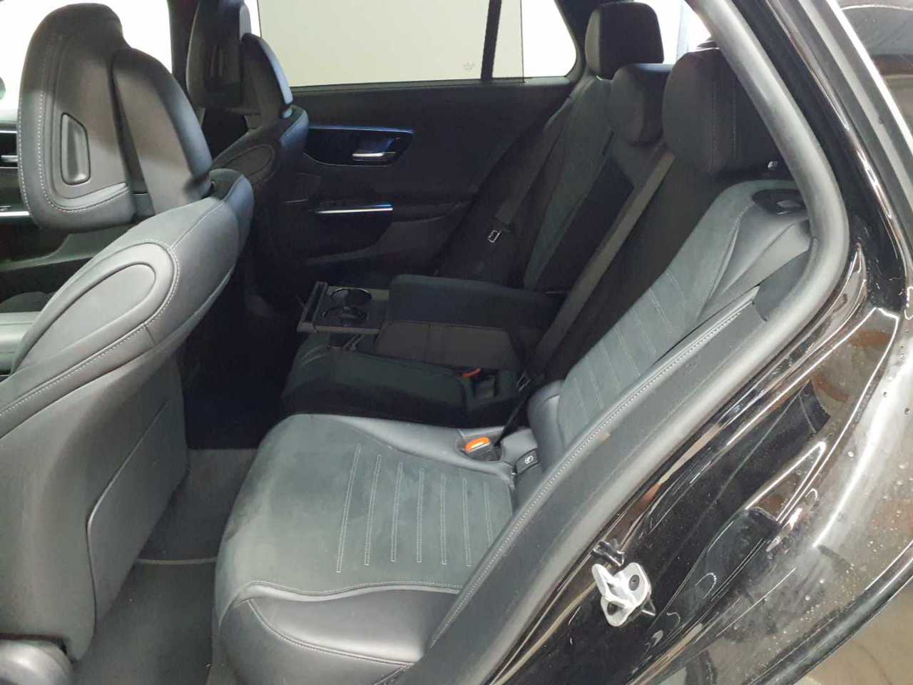 Mercedes-Benz C 220 d T 9G-TRONIC AMG Line 14