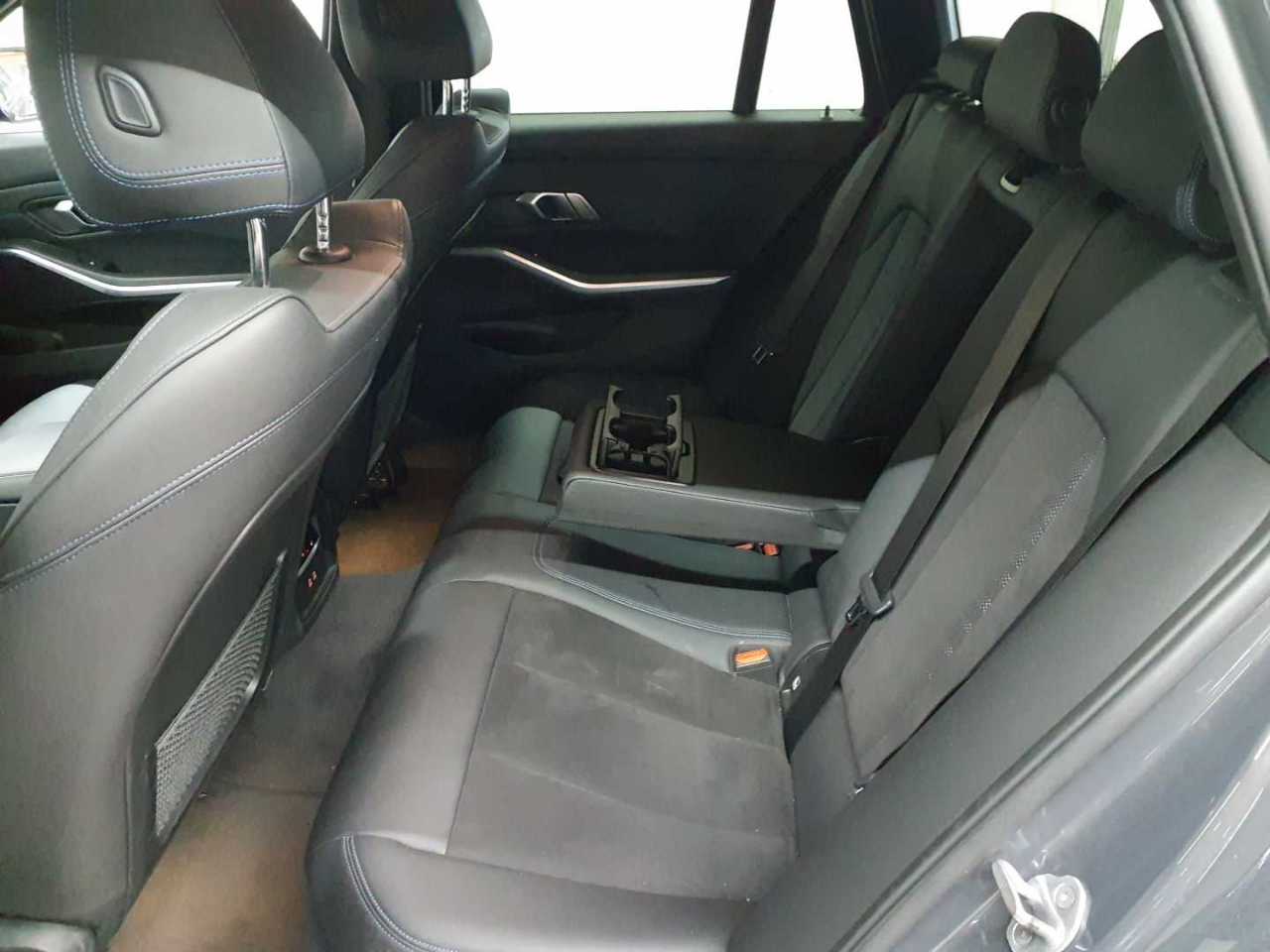 Bmw 320i Touring Aut. 14