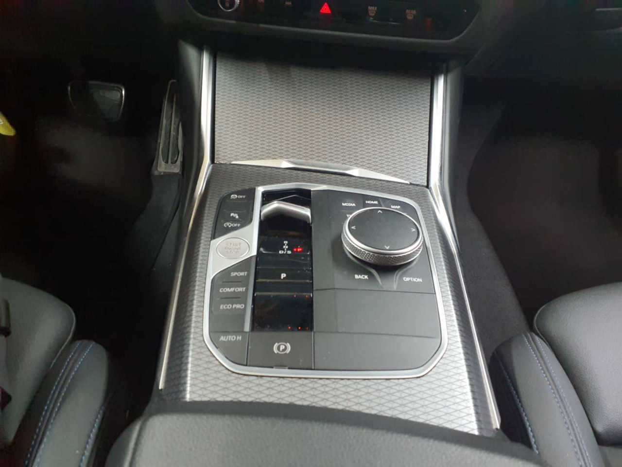 Bmw 320i Touring Aut. 10