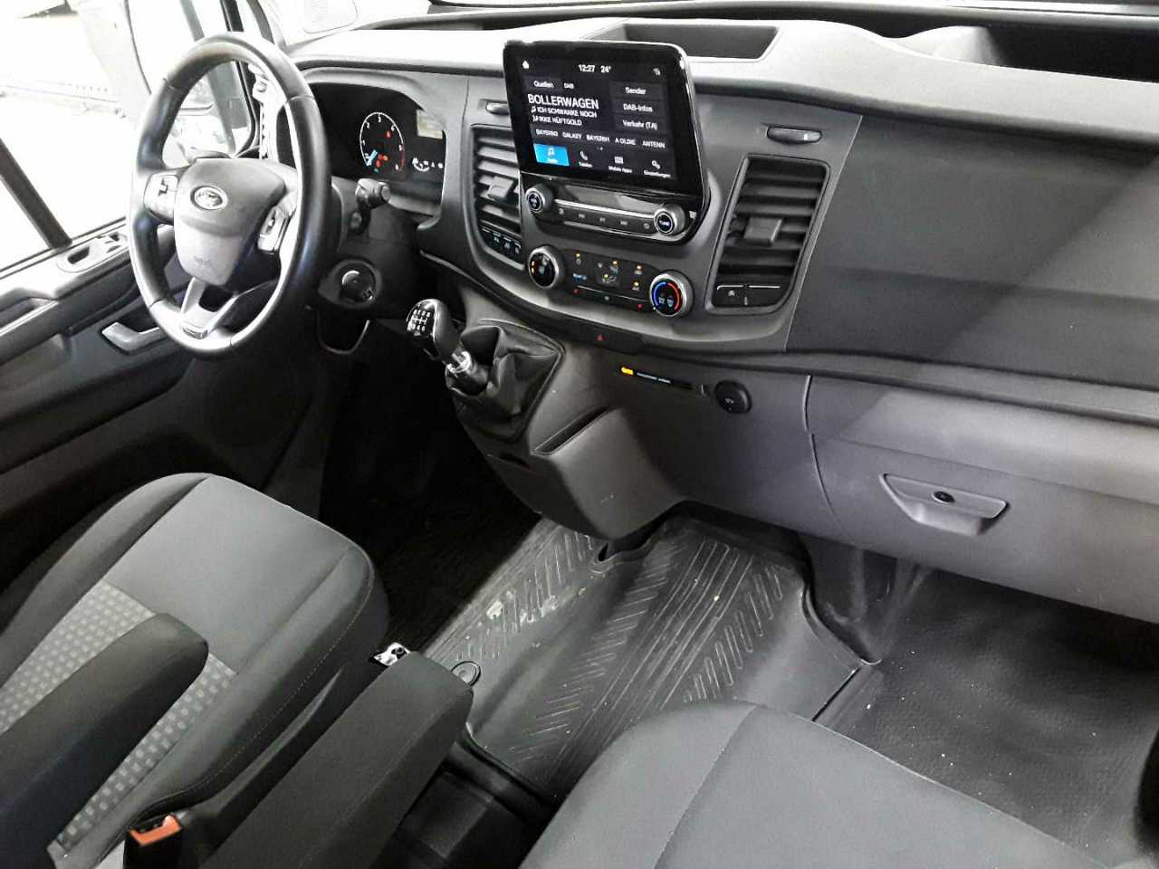 Ford Transit Custom 320 L1H1 VA Trend 9