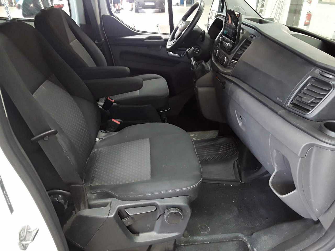 Ford Transit Custom 320 L1H1 VA Trend 8