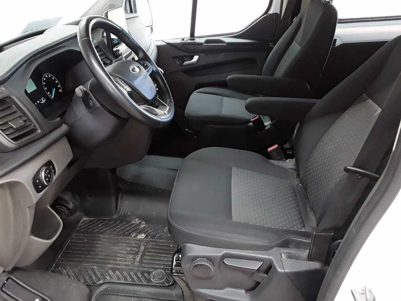 Ford Transit Custom 320 L1H1 VA Trend 7