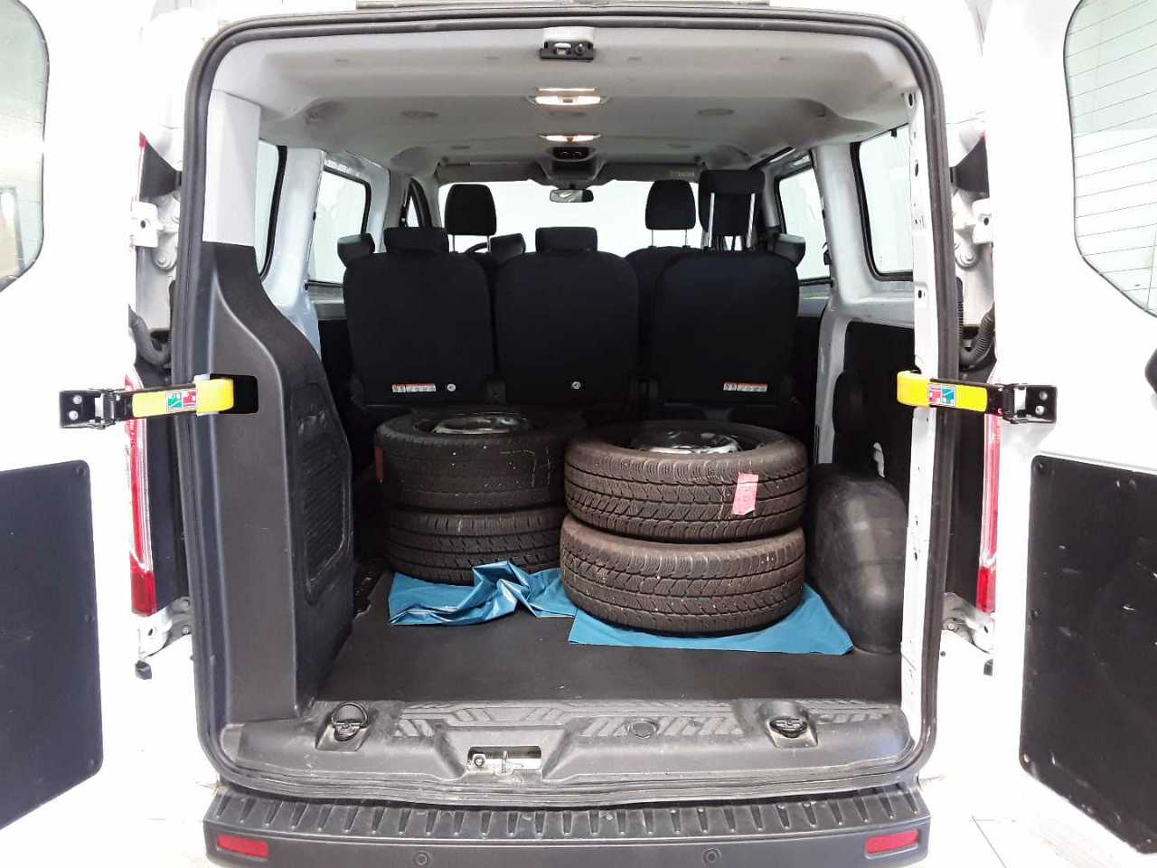 Ford Transit Custom 320 L1H1 VA Trend 15