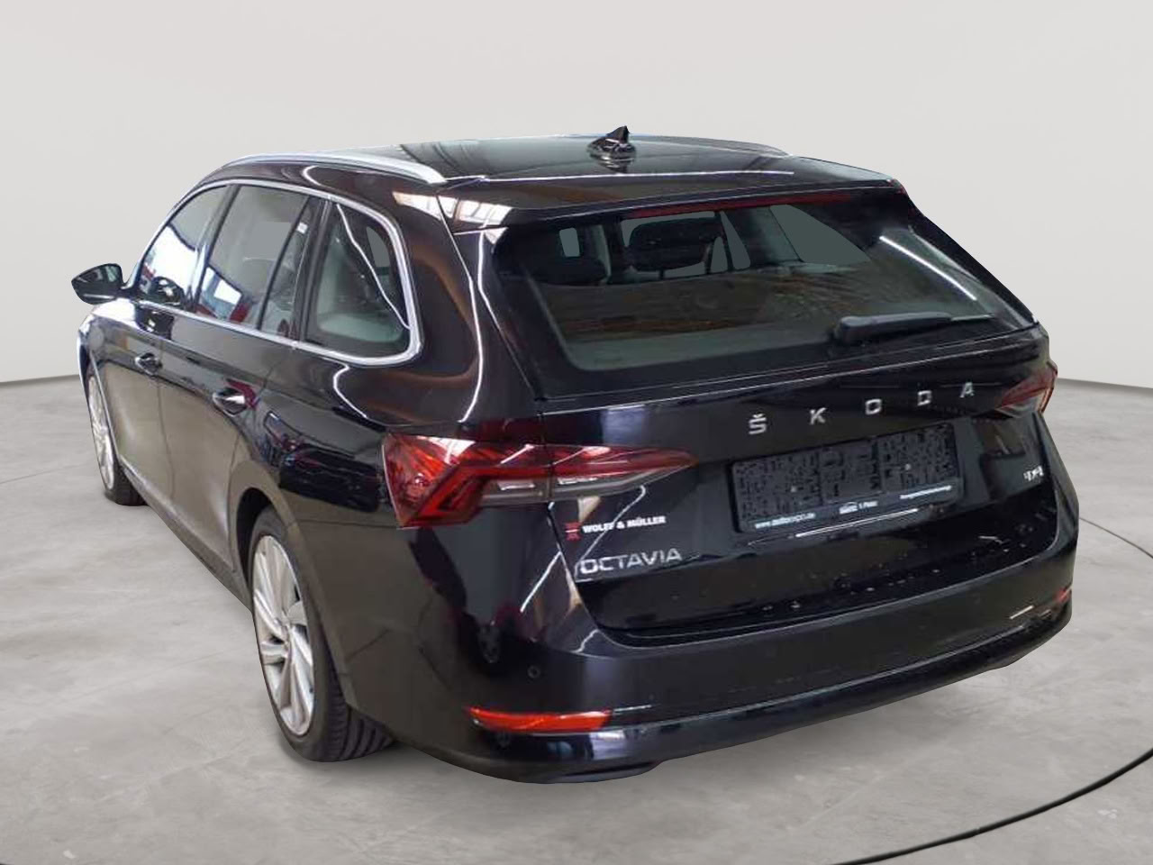 Skoda Octavia Combi 2.0 TDI DSG 4x4 Style 5