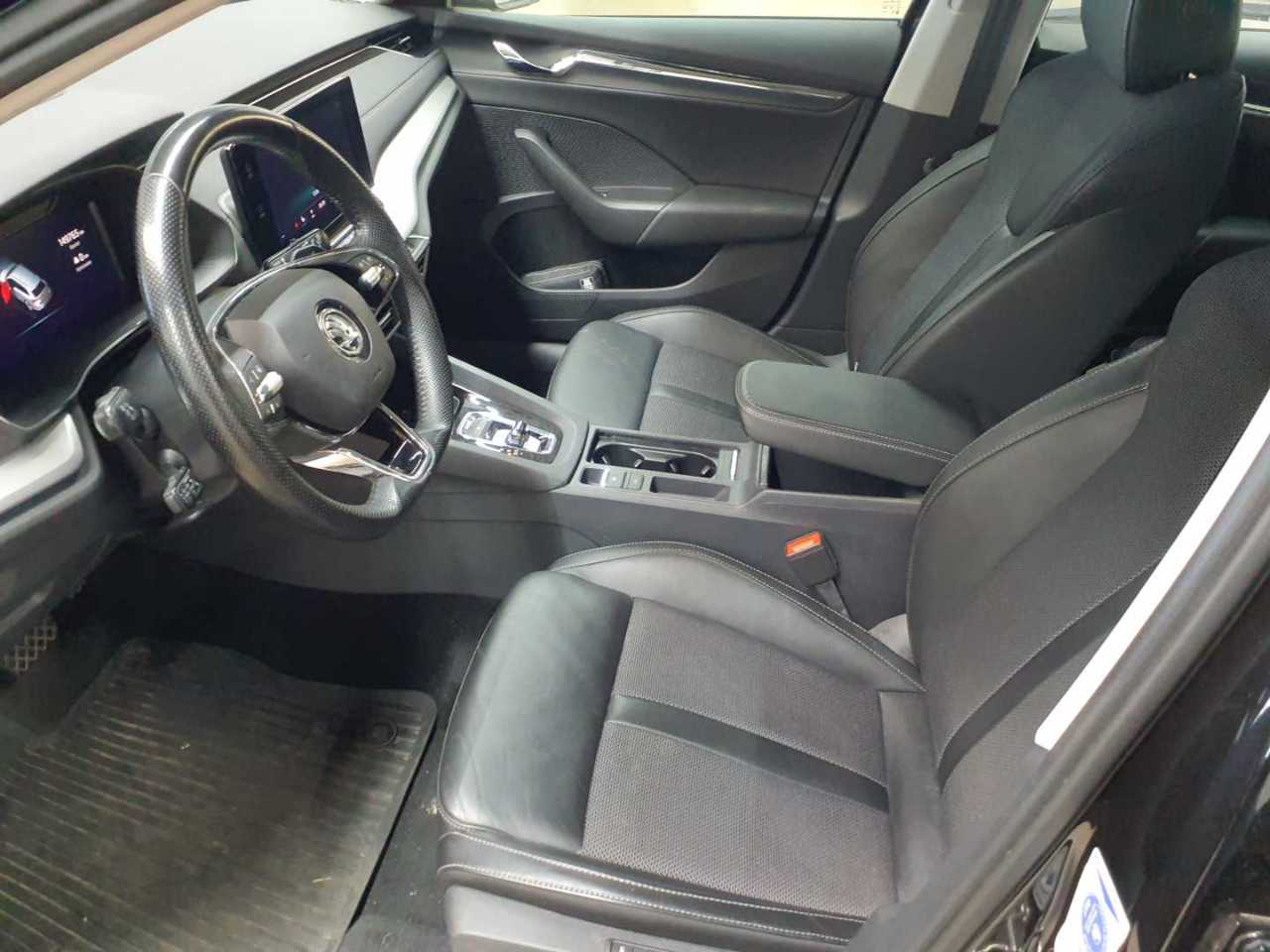 Skoda Octavia Combi 2.0 TDI DSG 4x4 Style 7