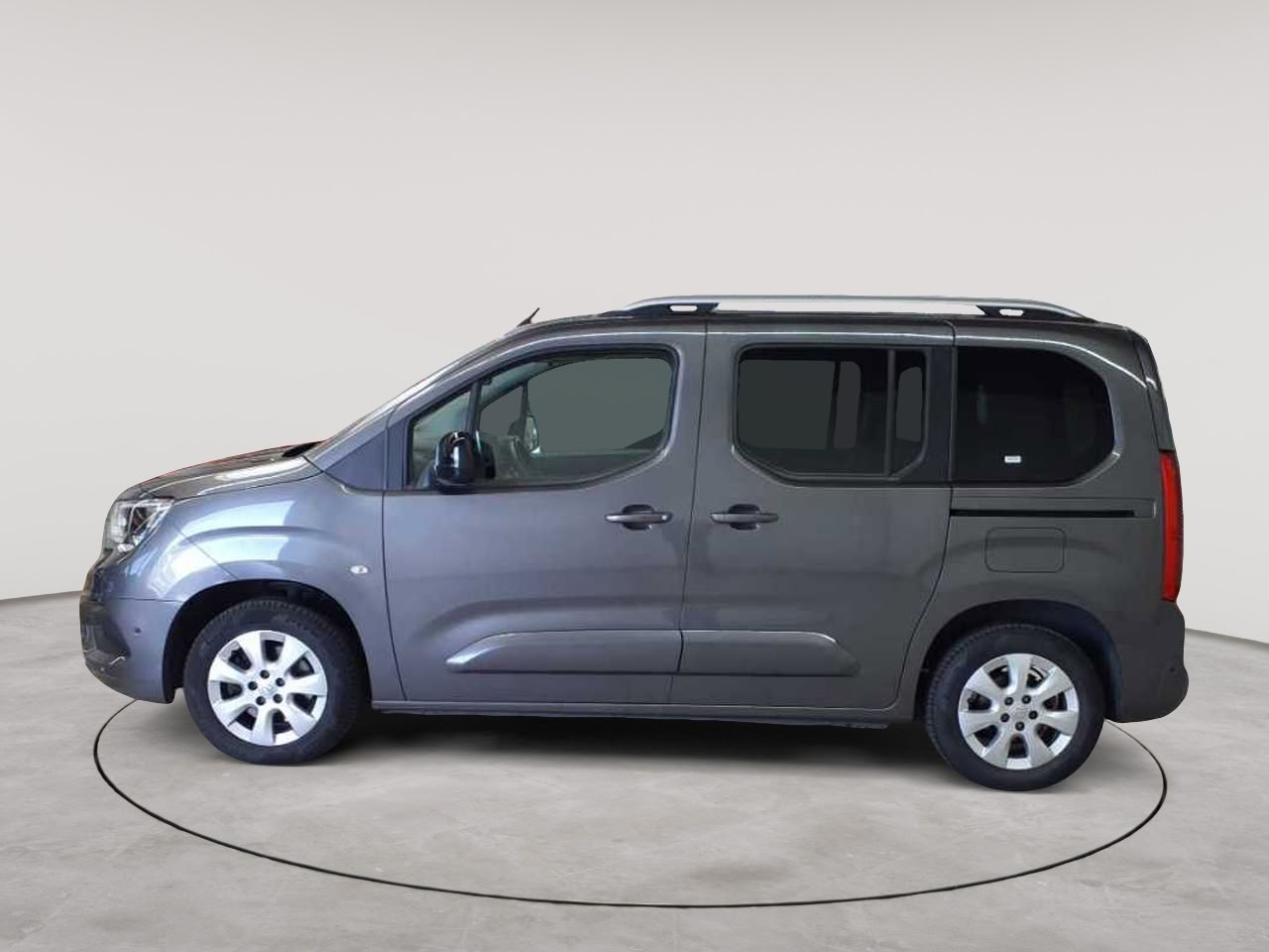 Opel Combo Life 1.5 D Start/Stop Ultimate 6