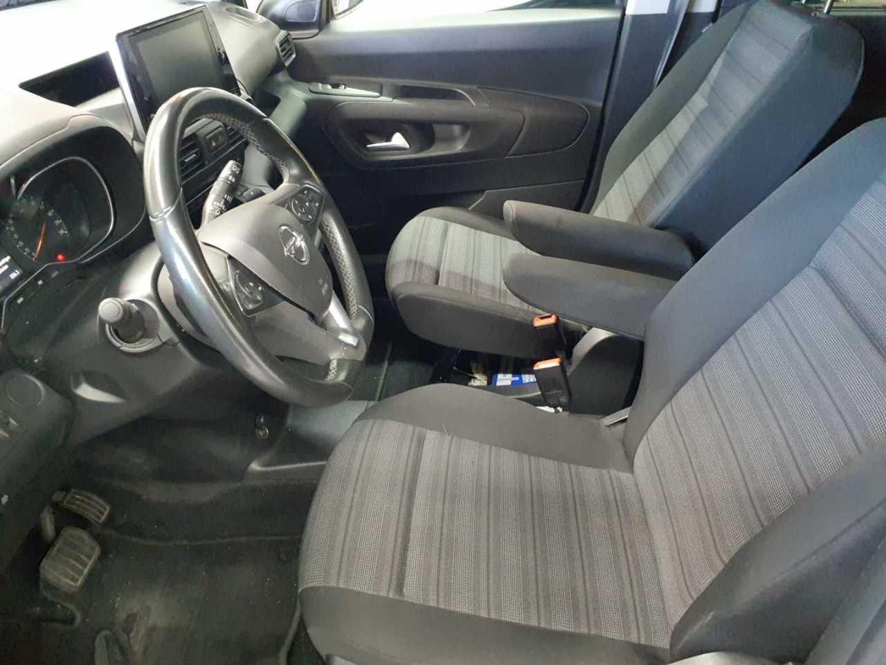 Opel Combo Life 1.5 D Start/Stop Ultimate 7