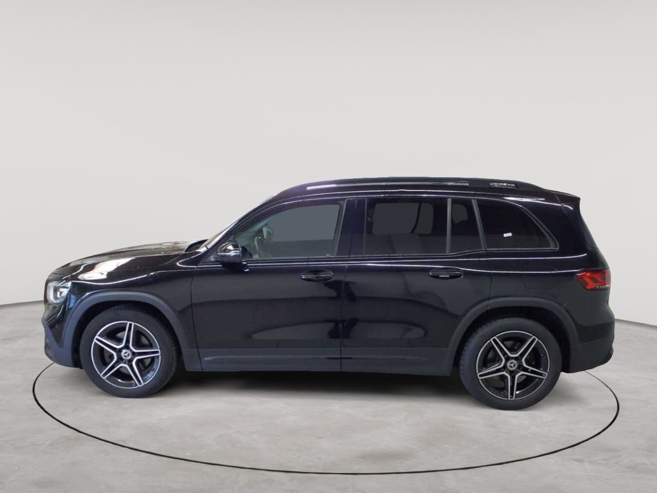 Mercedes-Benz GLB 220 d 8G-DCT AMG Line 6