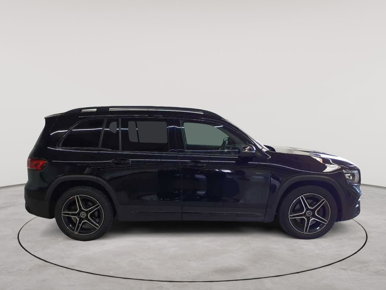 Mercedes-Benz GLB 220 d 8G-DCT AMG Line 3