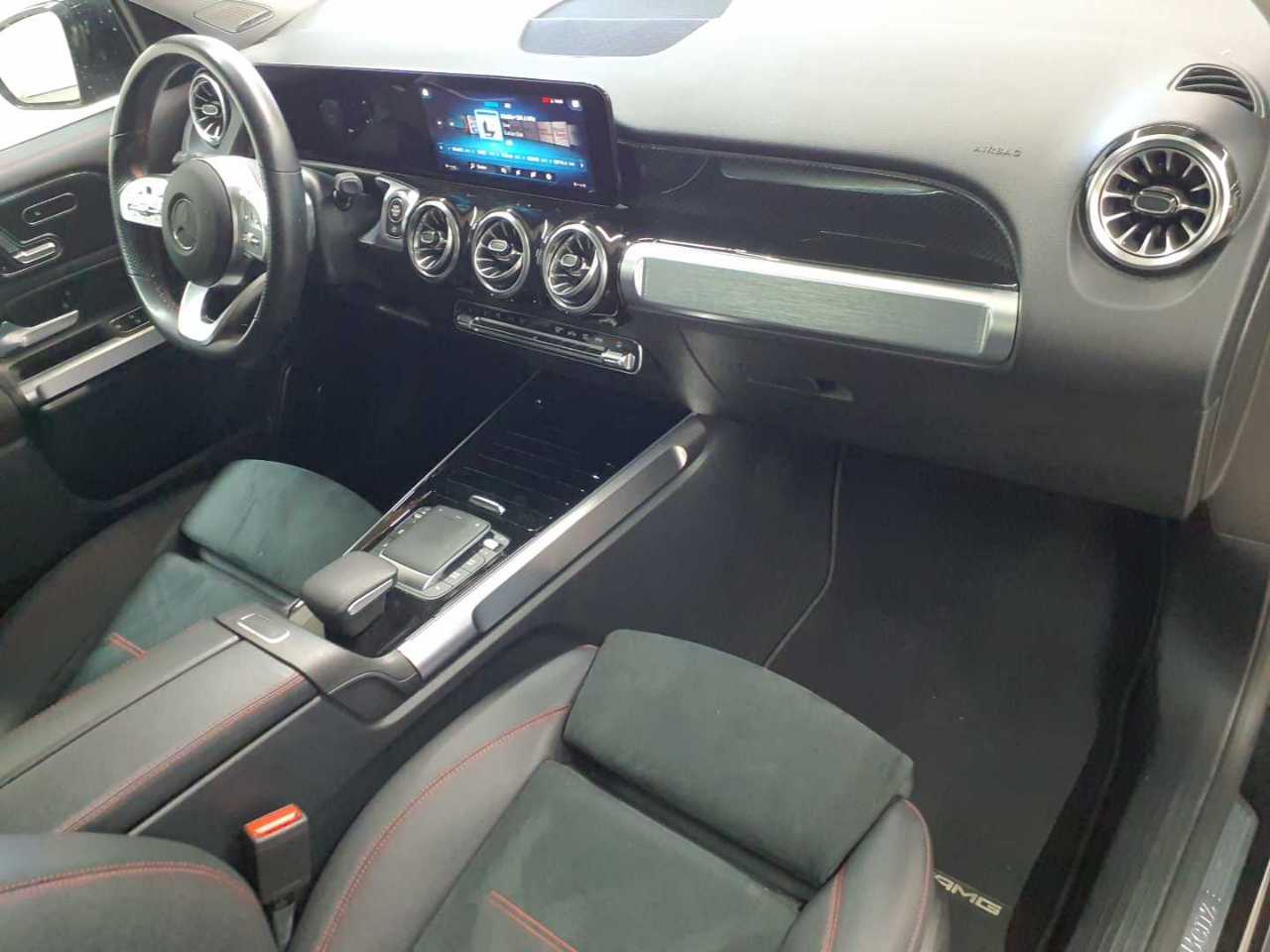 Mercedes-Benz GLB 220 d 8G-DCT AMG Line 9