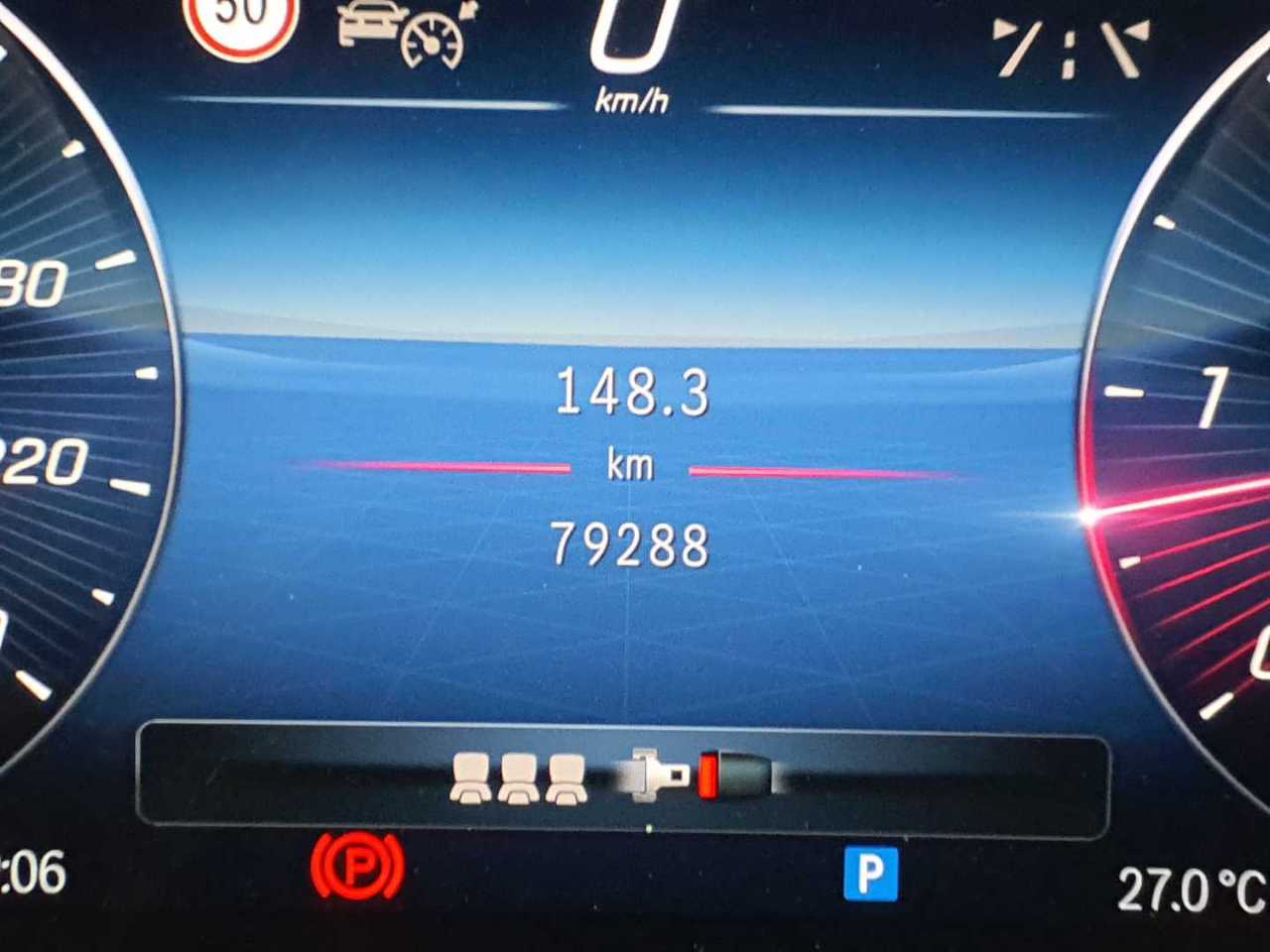 Mercedes-Benz C 220 d 4Matic T 9G-TRONIC Avantgarde Advanced 11