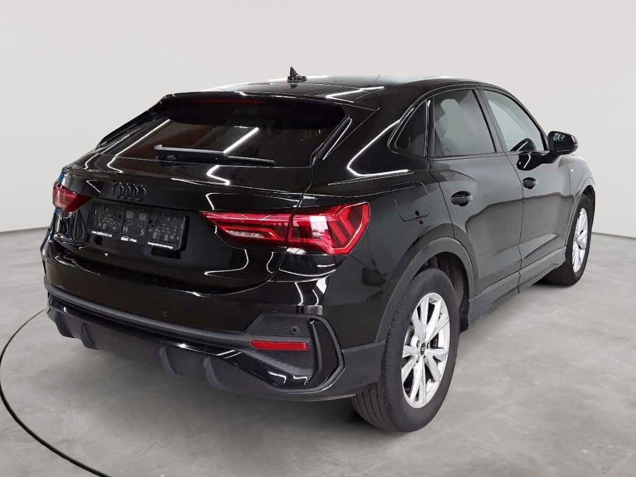 Audi Q3 35 TDI Sportback S tronic S line 4