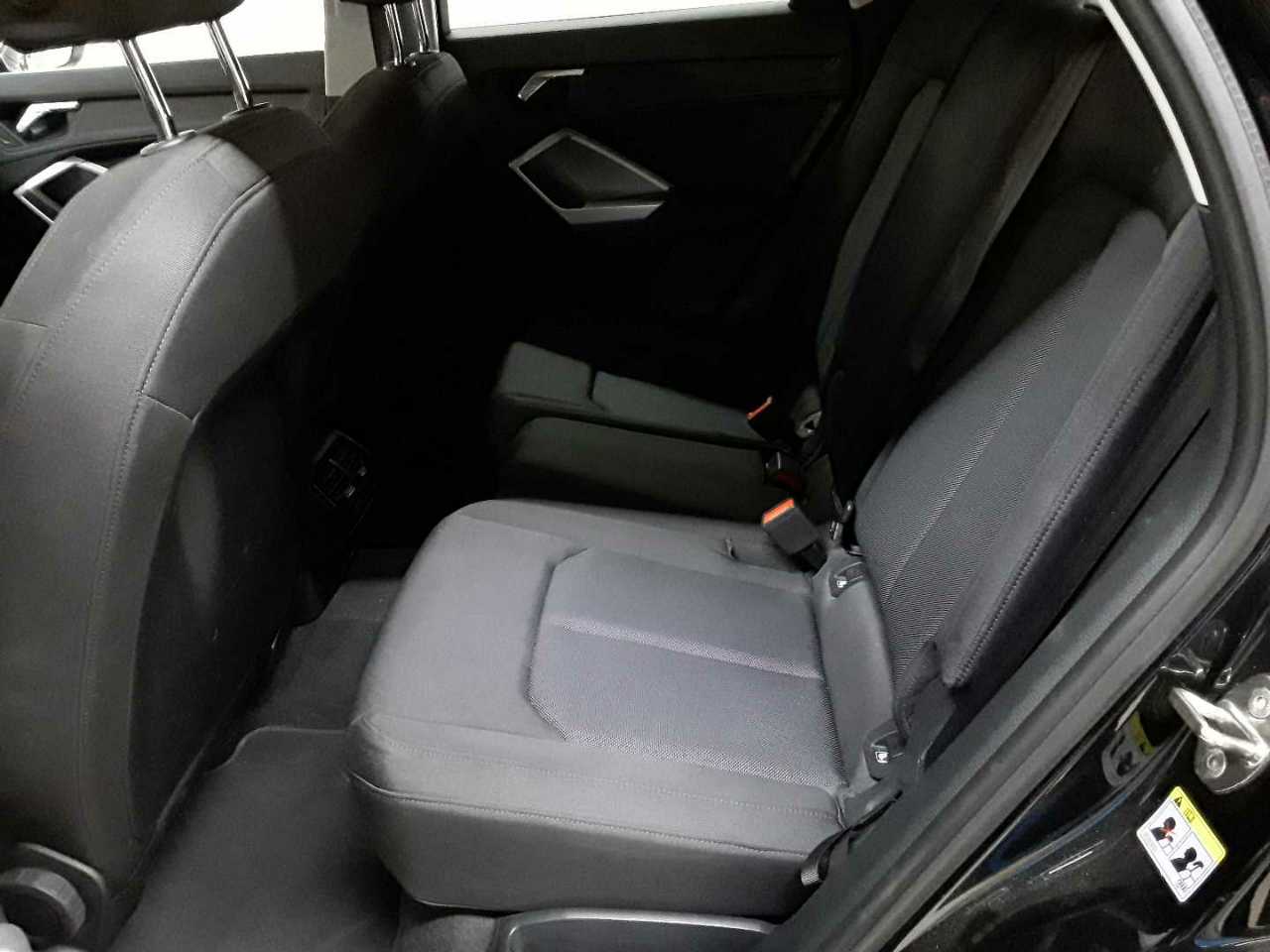 Audi Q3 35 TDI Sportback S tronic S line 13