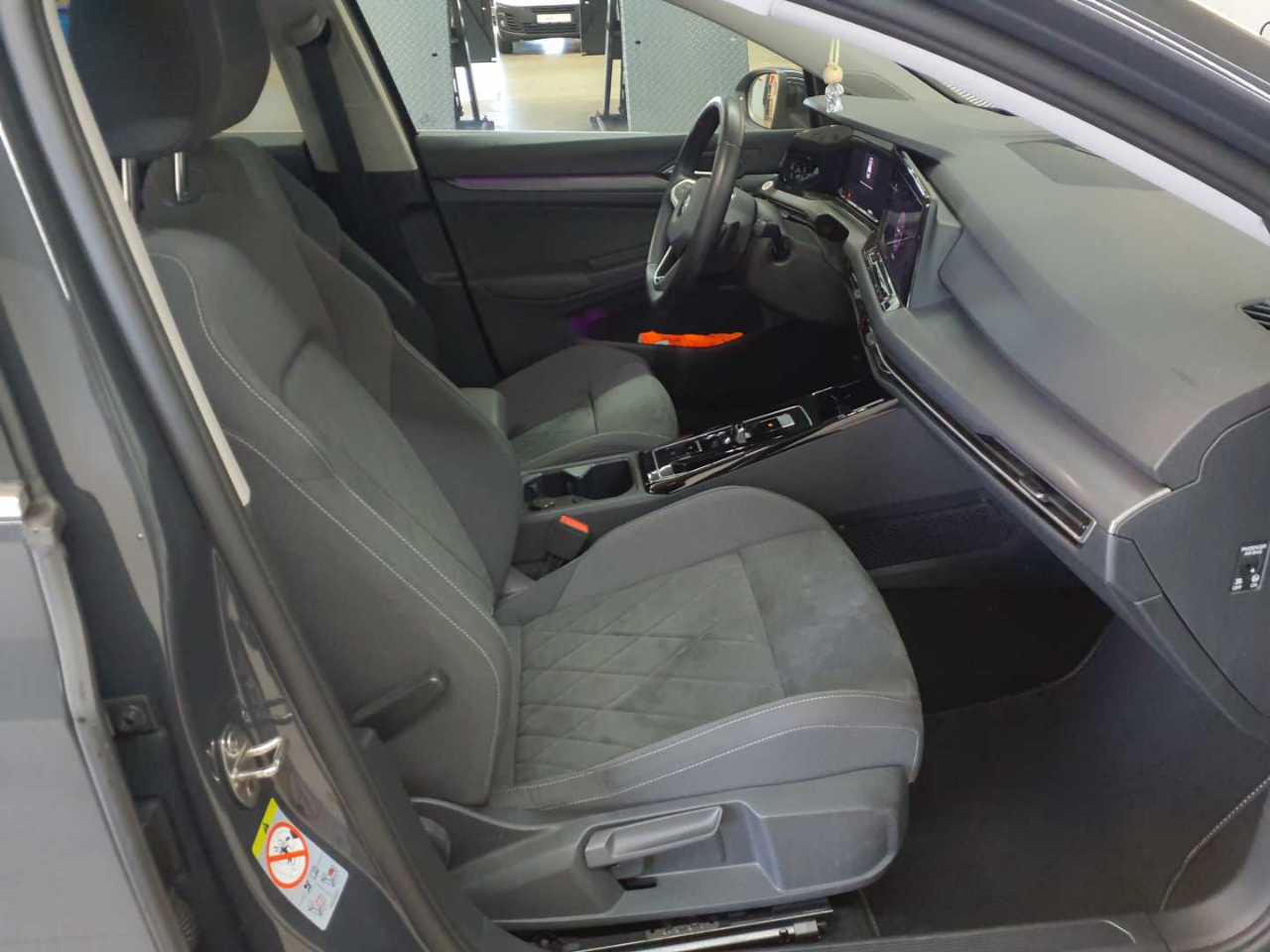 Vw Golf Variant 2.0 TSI OPF 4Motion DSG Style 8