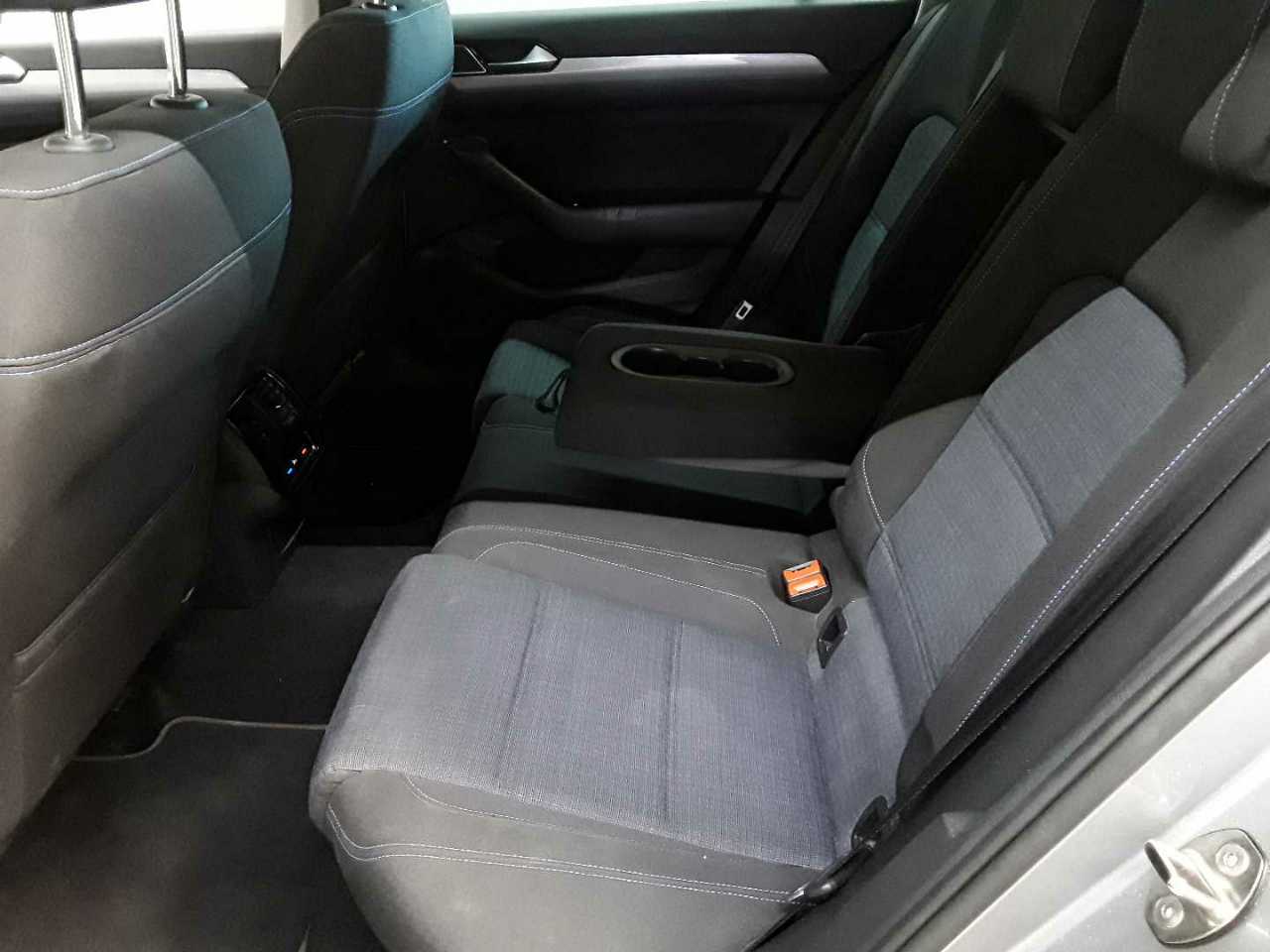Vw Passat Variant 1.4 TSI Plug-In-Hybrid DSG GTE 13