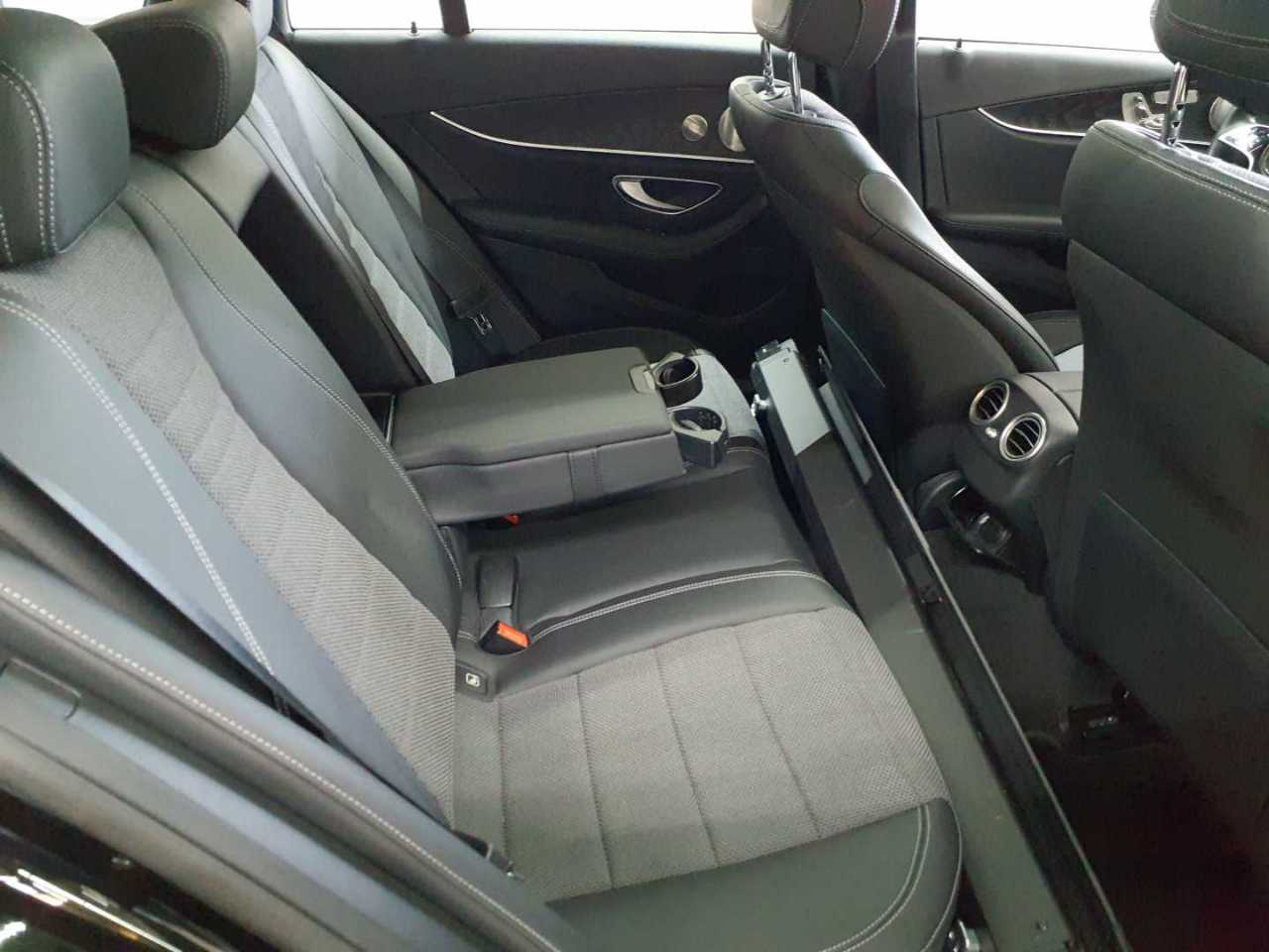 Mercedes-Benz E 300 d 4Matic T 9G-TRONIC Avantgarde 14