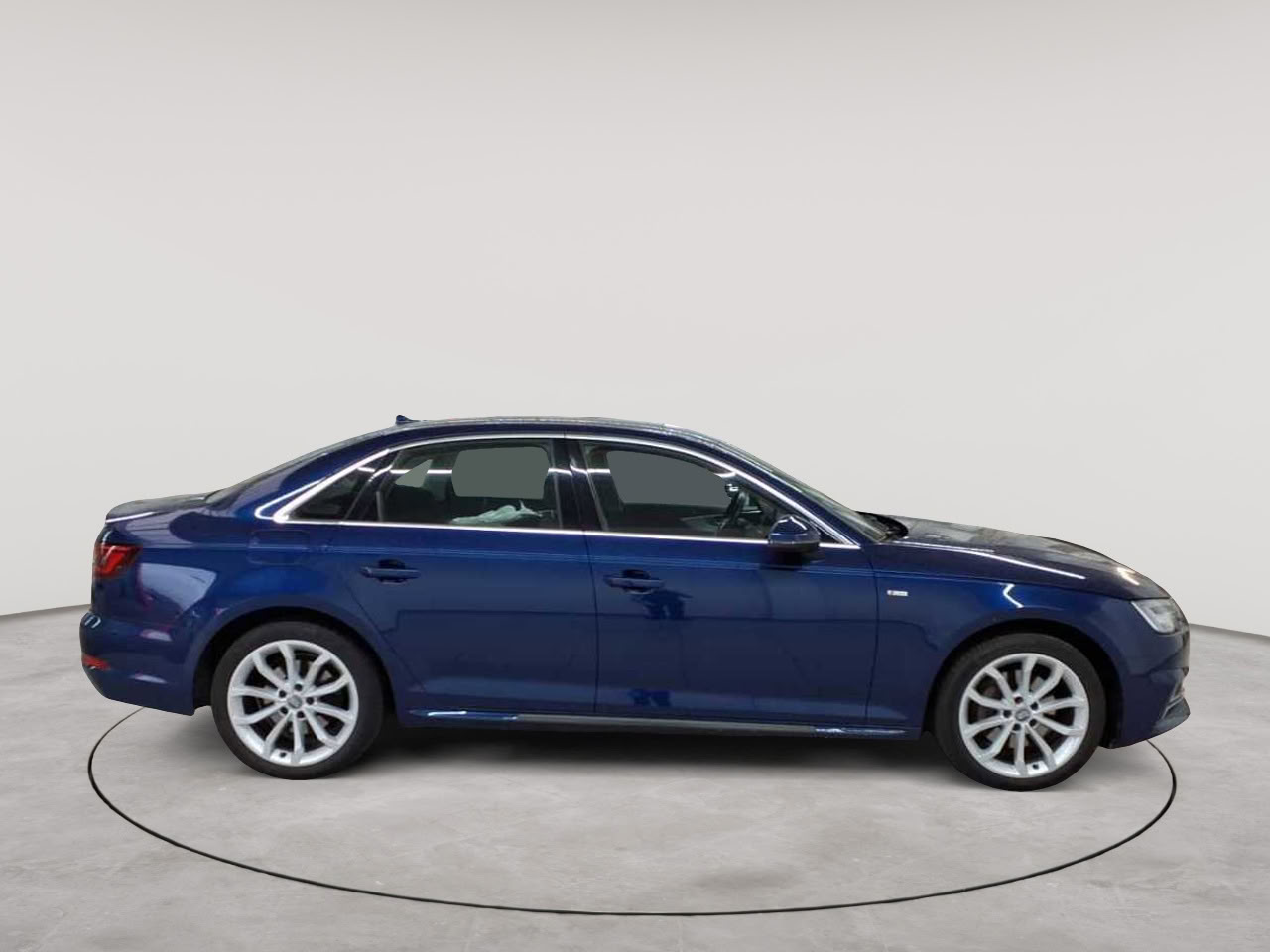 Audi A4 2.0 TDI design 3