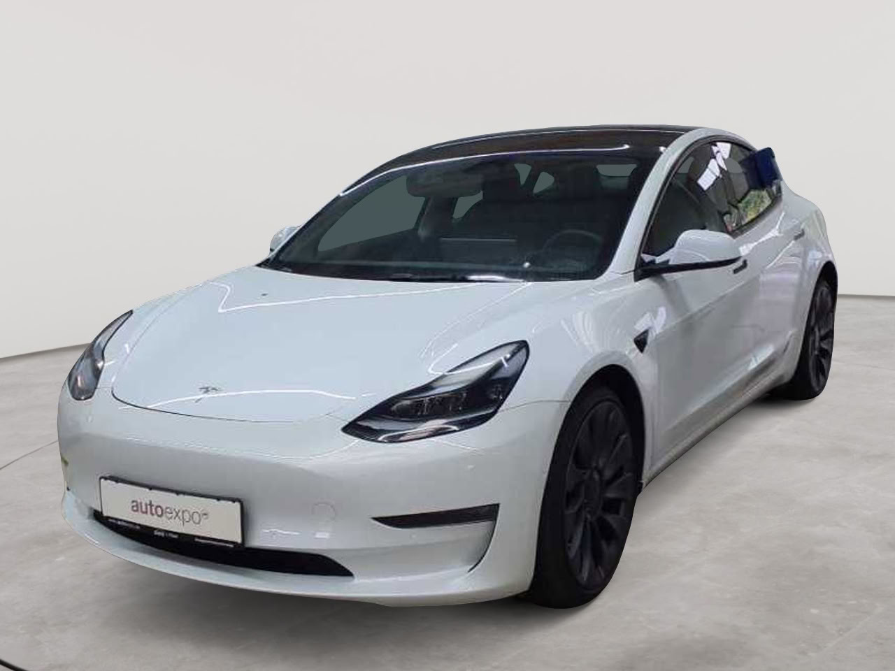 Tesla Model 3 Langstreckenbatt. Allradantrieb Dual Motor Performance 2