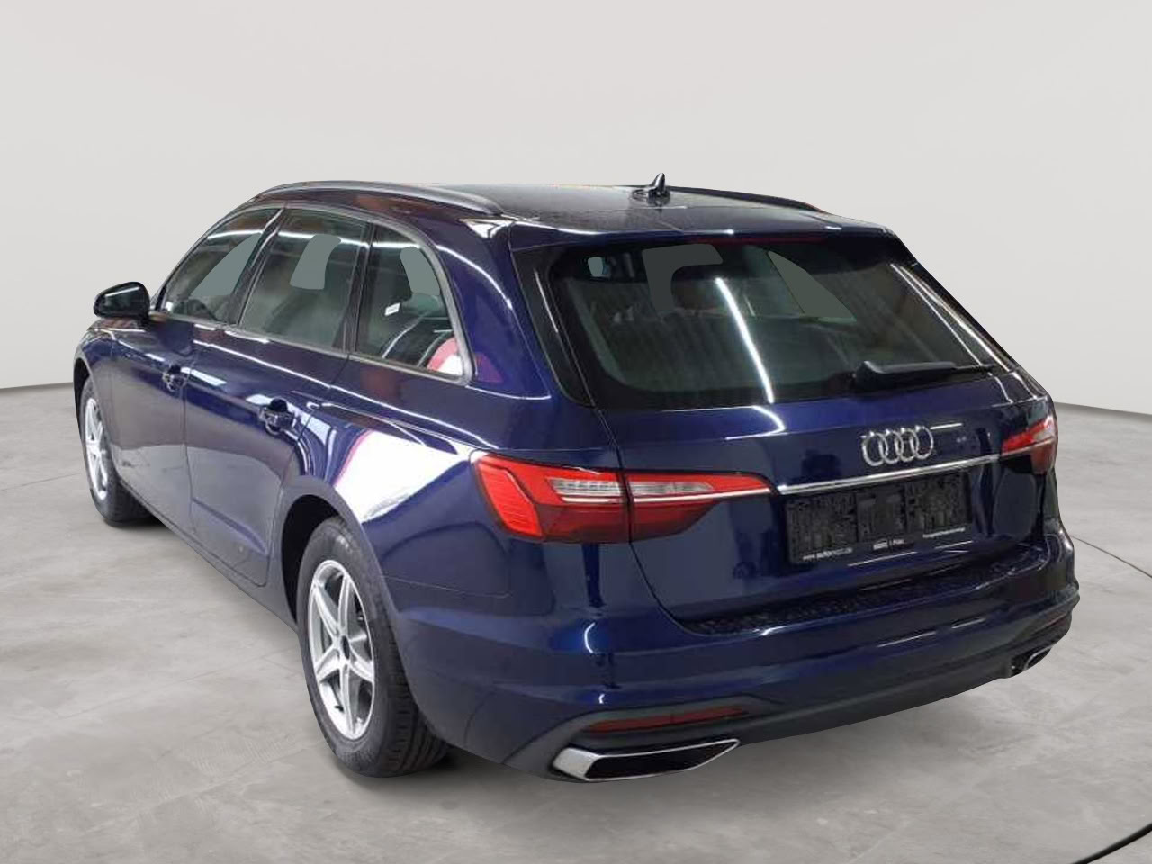 Audi A4 Avant 35 TDI S tronic 2