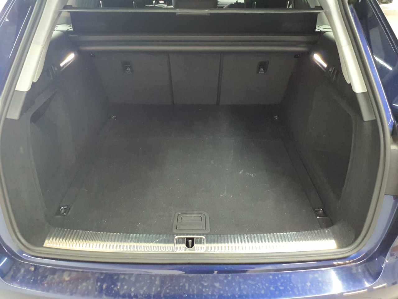 Audi A4 Avant 35 TDI S tronic 12