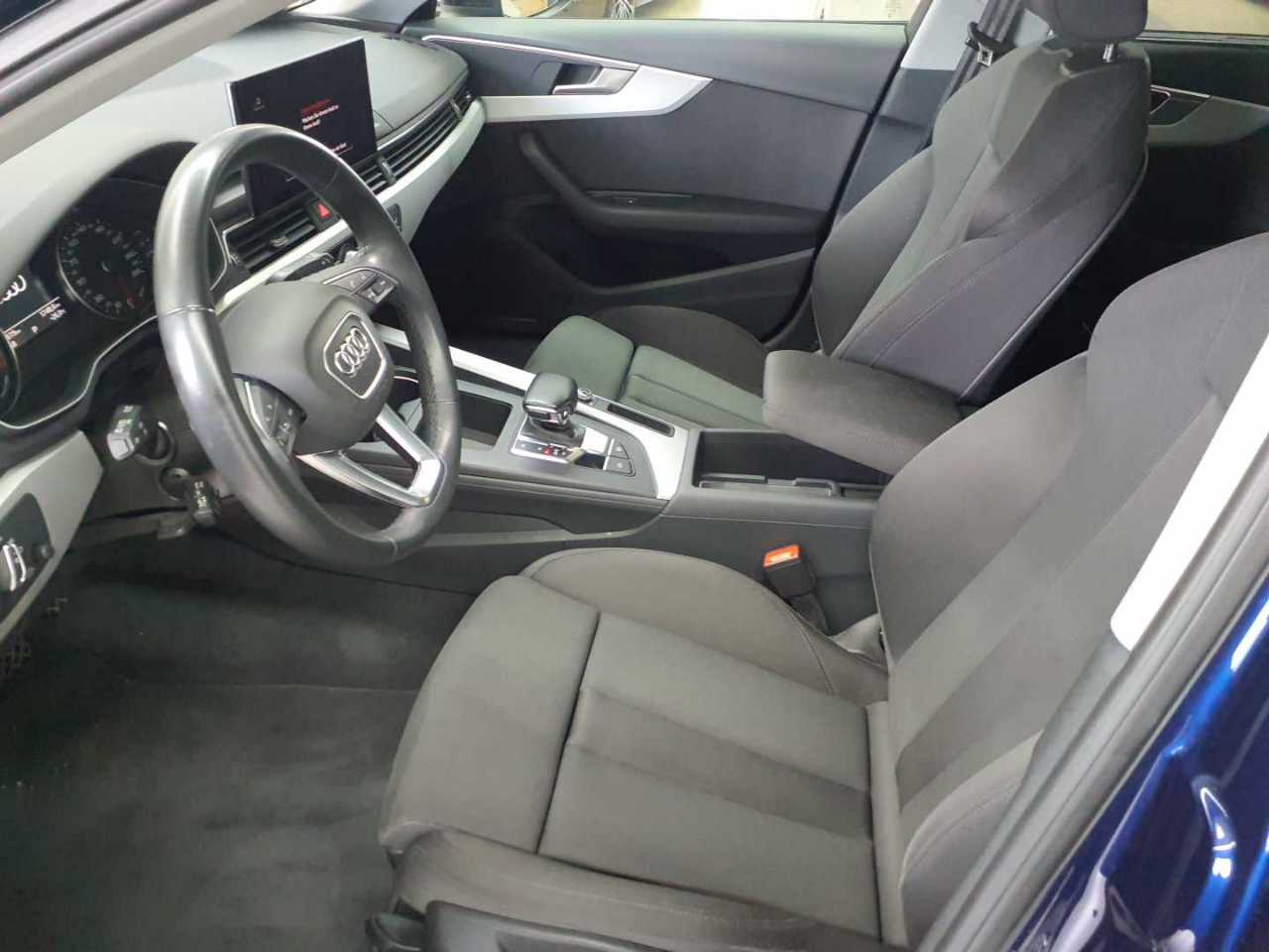 Audi A4 Avant 35 TDI S tronic 3